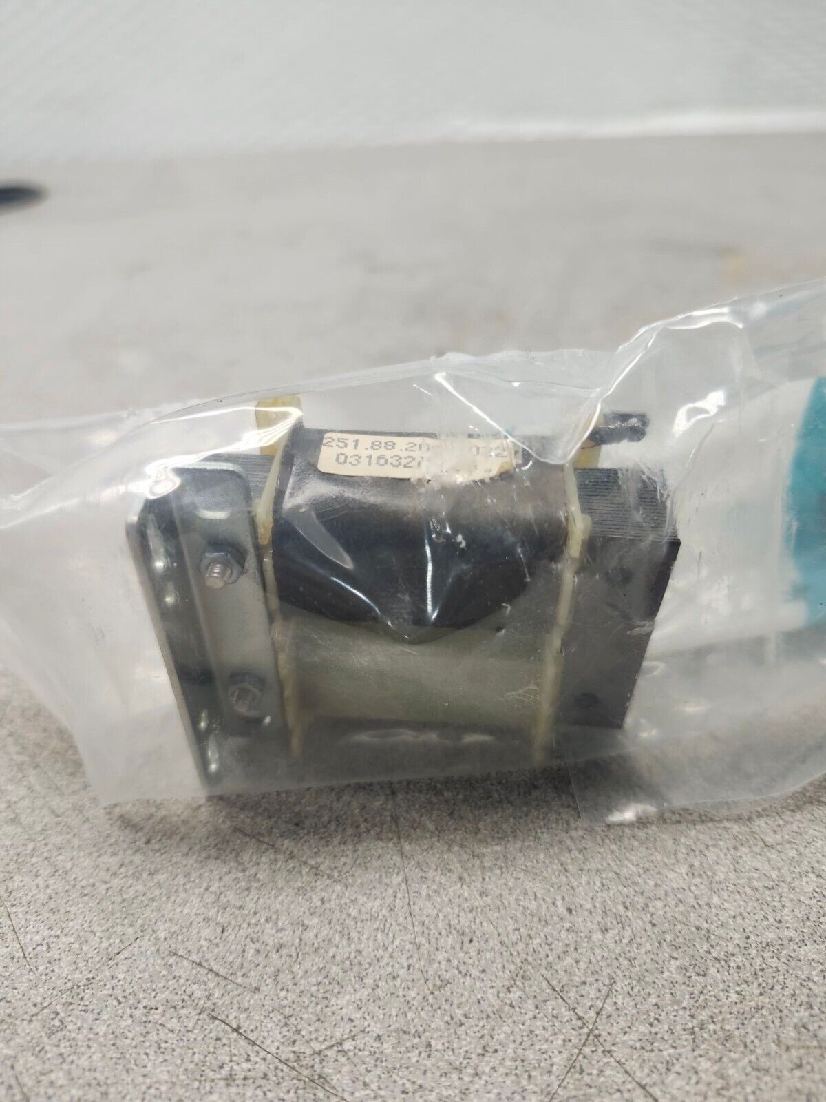 NEW IN BOX RELIANCE ELECTRIC RELIANCE TRANSFORMER 402421-301C