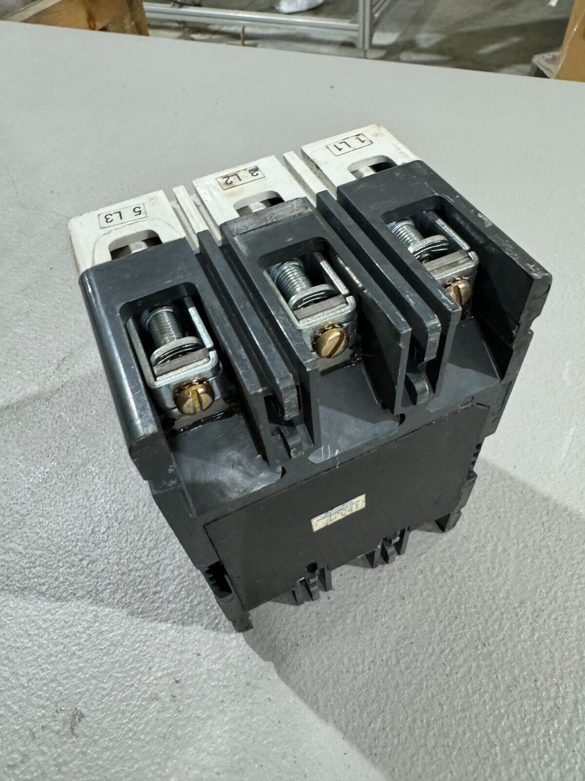 USED ALLEN-BRADLEY 3 POLE 3AMP CIRCUIT BREAKER 140M-I8P-B30S-M