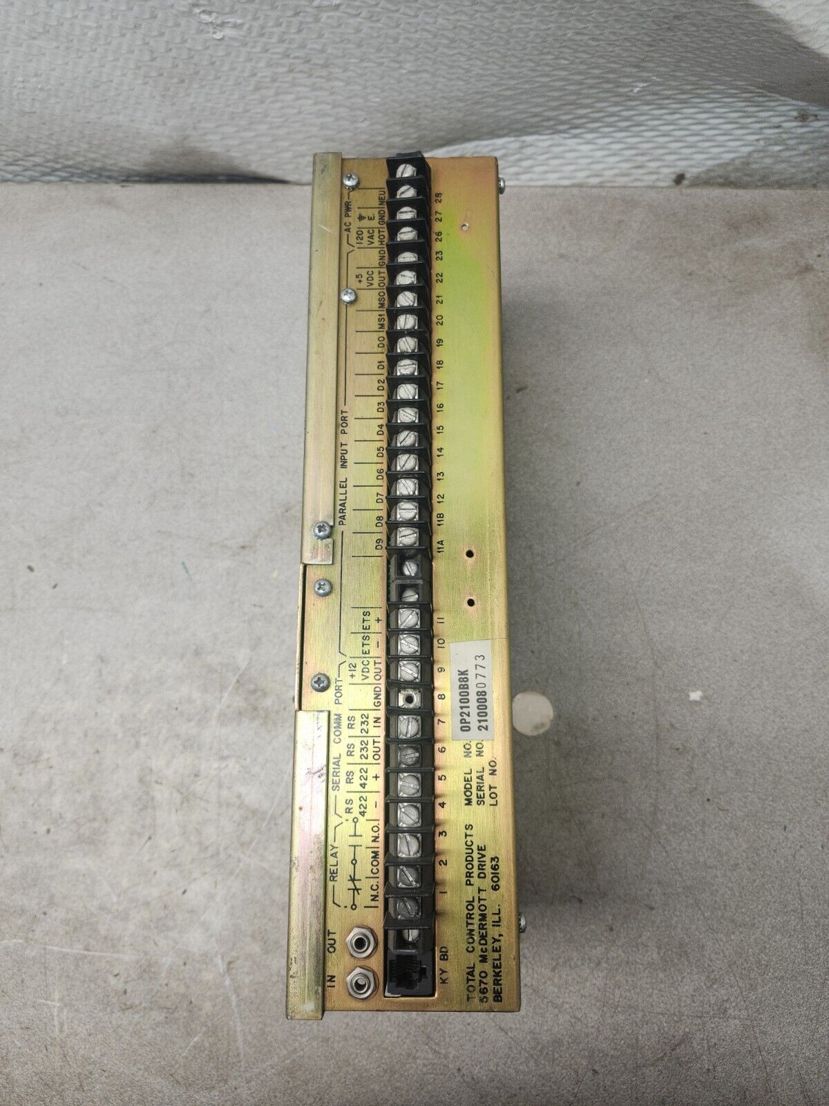 43973300