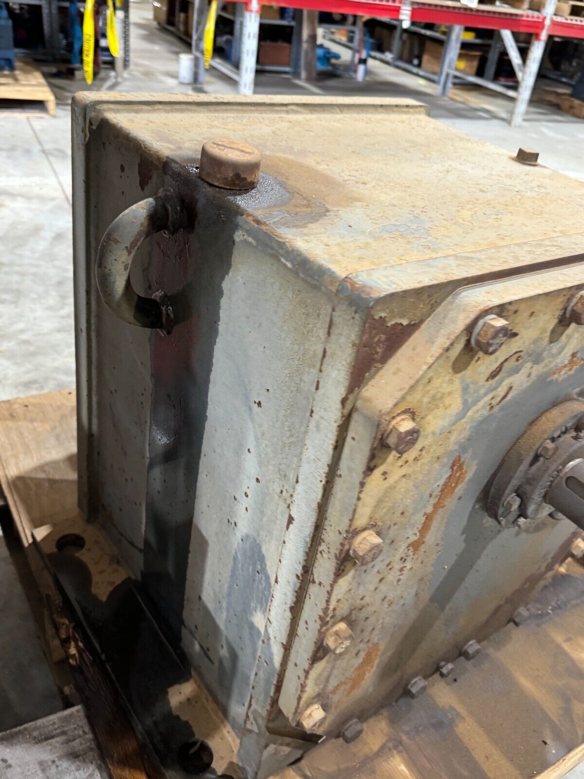 USED FALK ENCLOSED GEAR DRIVE SPPED REDUCER 38.05 RATIO 1100FC3A