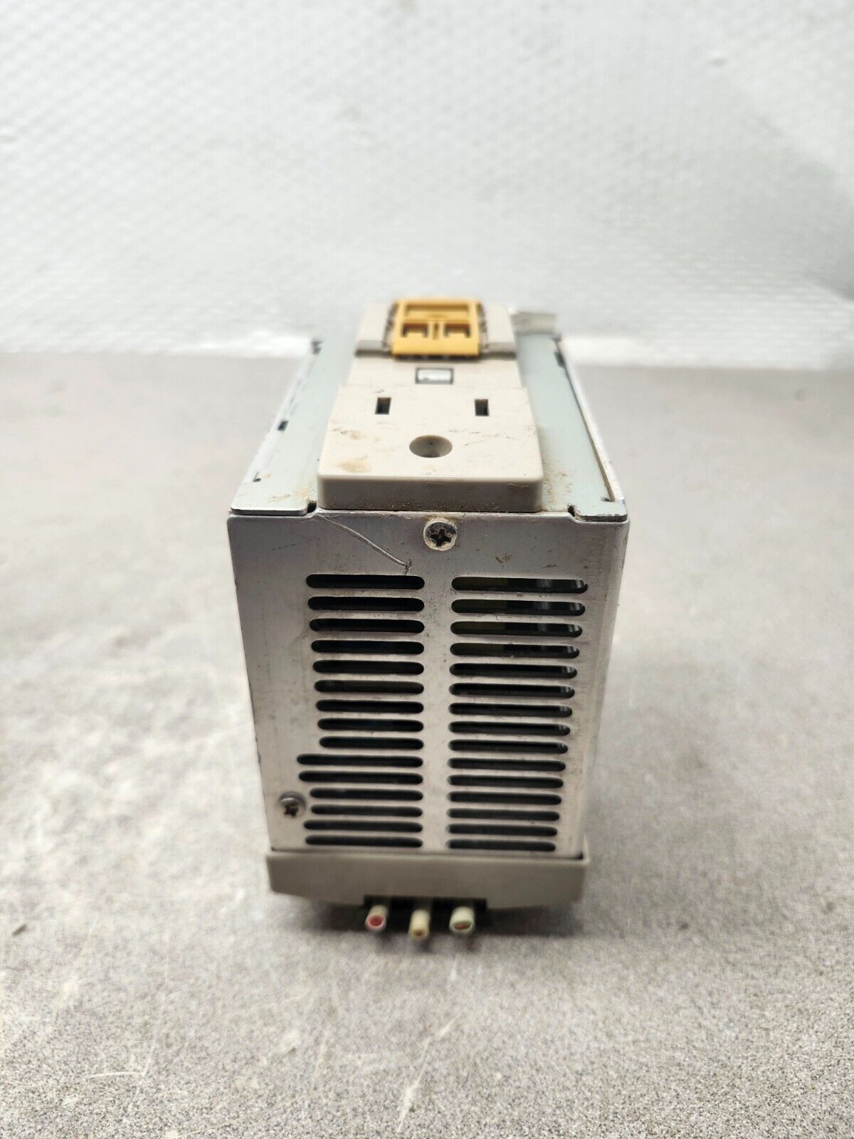 USED Omron Power Supply Output 24VDC, Input 100-240VAC S8VS-18024AP