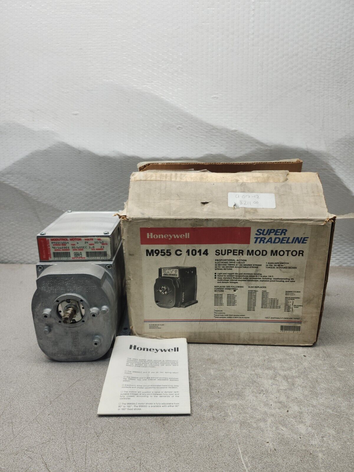 NEW IN BOX HONEYWELL MODUTROL MOTOR M955 C 1014