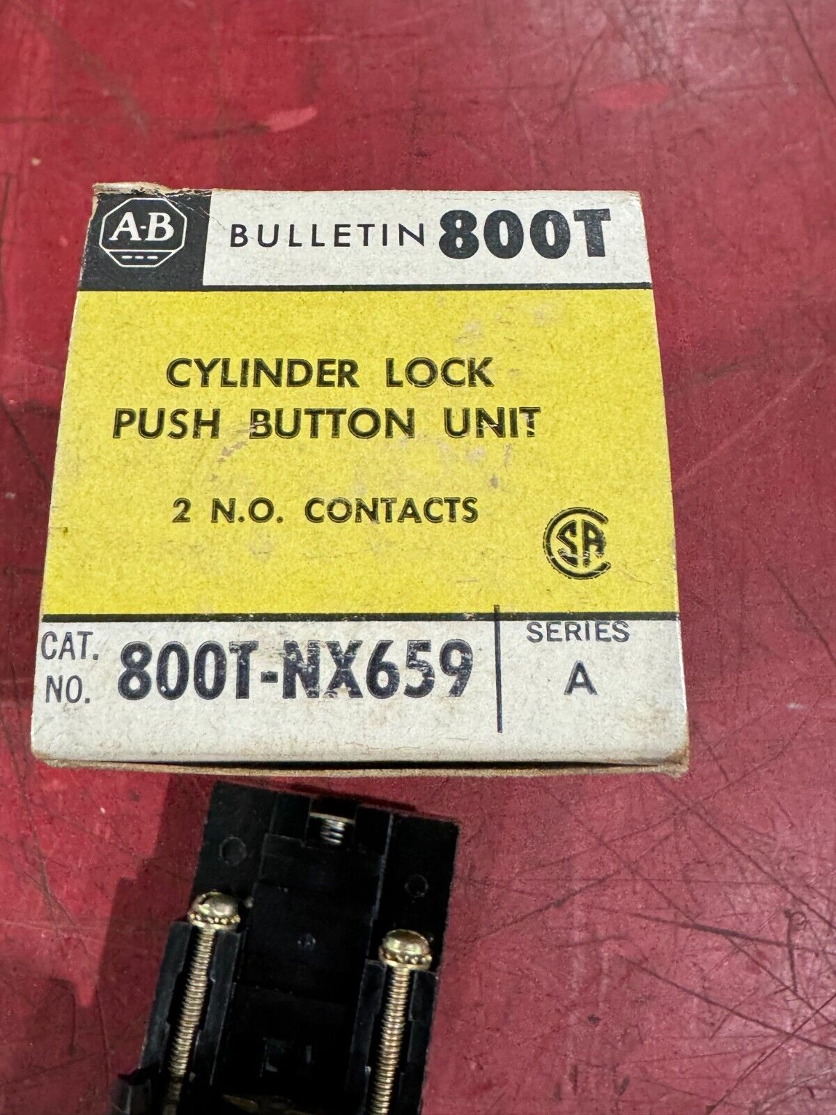 NEW IN BOX ALLEN-BRADLEY CYLINDER LOCK PUSH BUTTON UNIT 800T-NX659 SERIES A