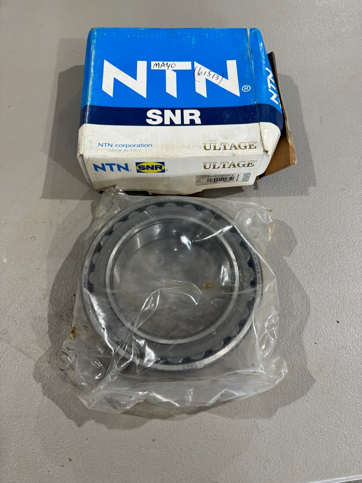 NEW IN BOX NTN SPHERICAL ROLLER BEARING 23026 EAW33C3