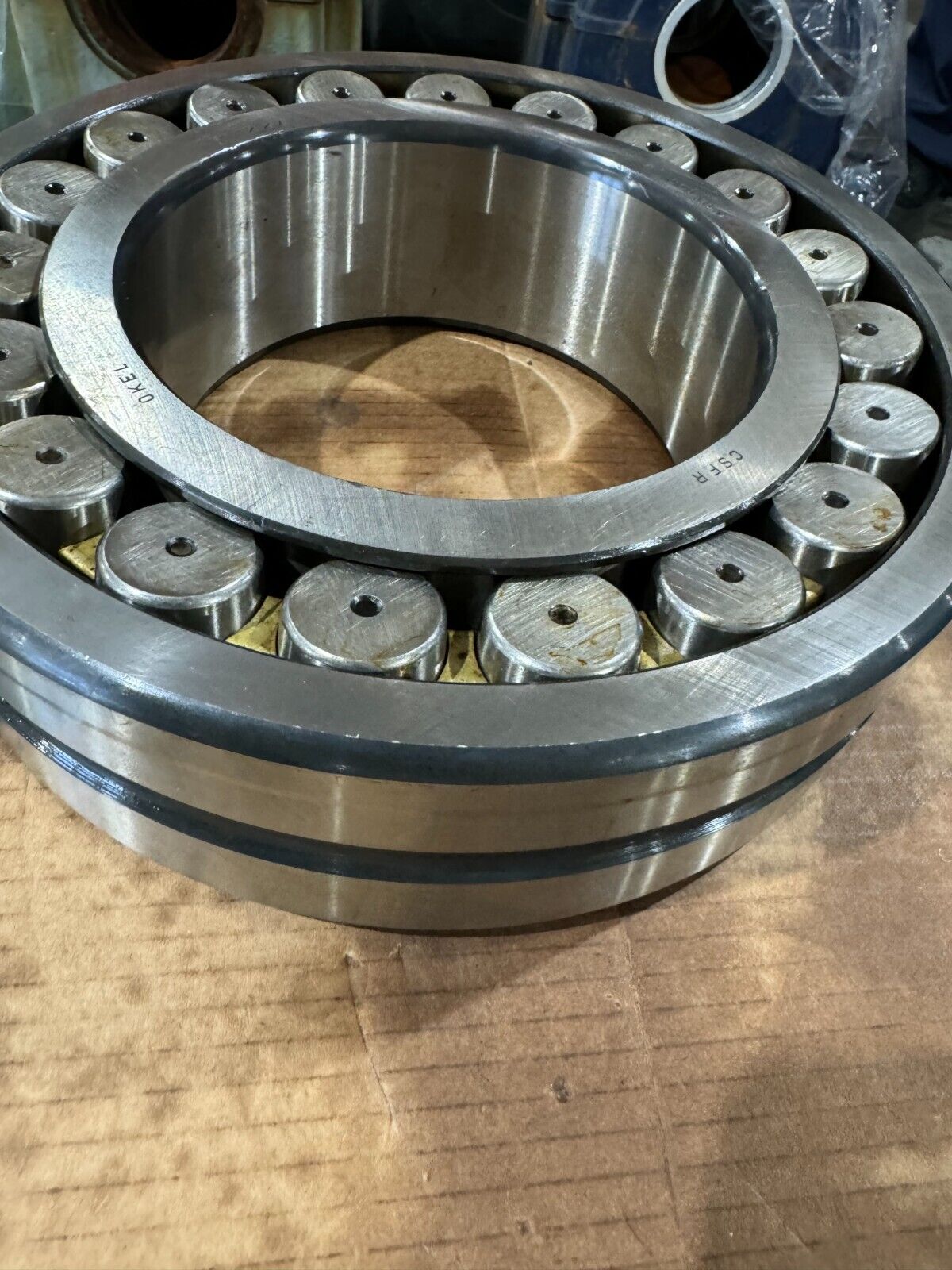 NEW ZKL 22236M W33 C3 SPHERICAL ROLLER BEARING 22236MW33C3