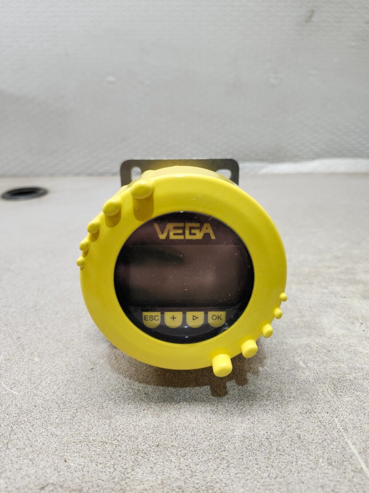 NEW IN BOX VEGA VEGADIS 61 LEVEL SENSOR