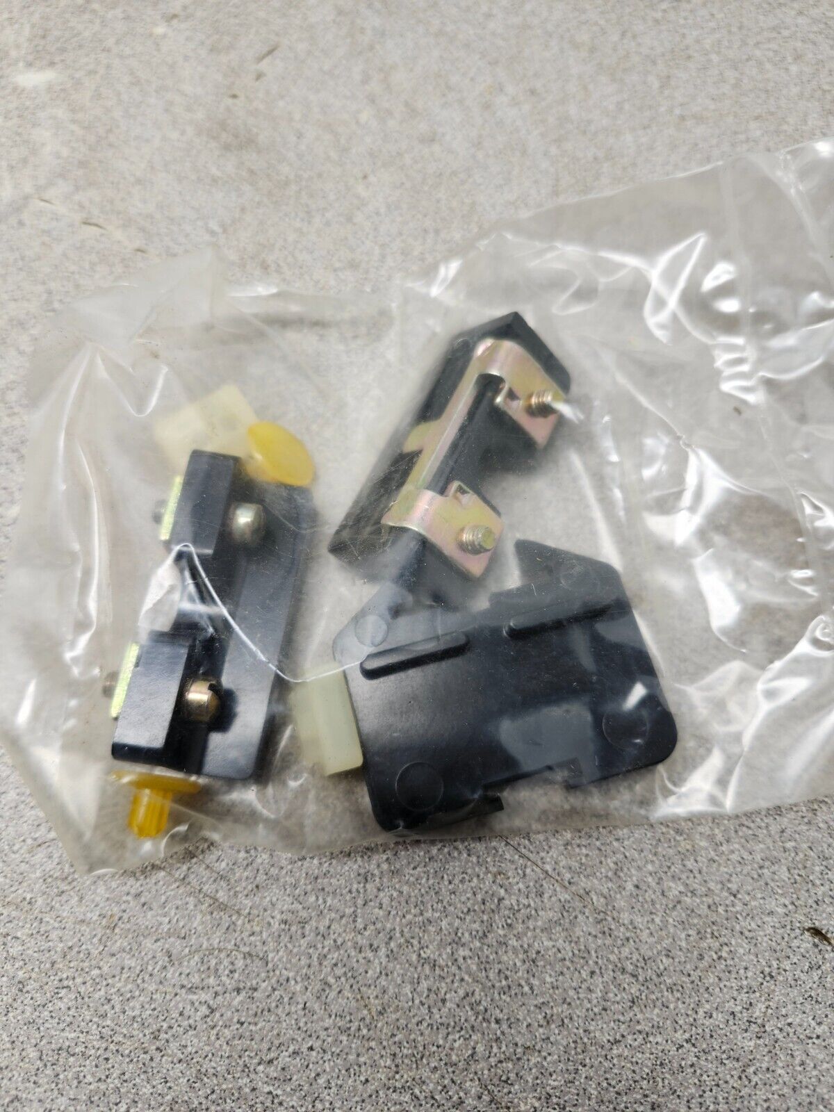 NEW IN BOX SQUARE D ASSEMBLY KIT 9080 K-1 77732