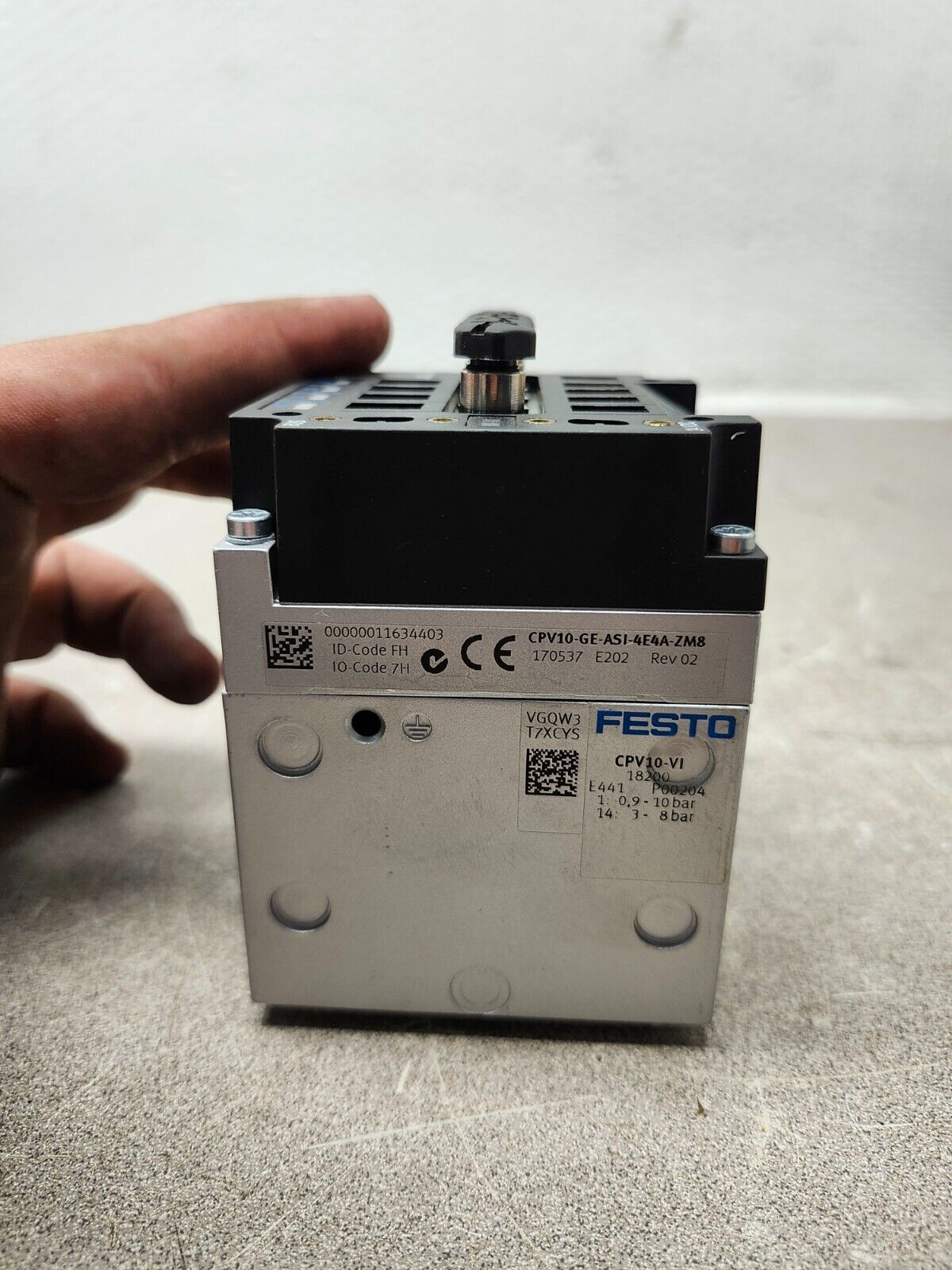 NEW IN BOX Festo Valve Terminal with 4 Ports CPV10-V1 CPV10-GE-ASI-4E4A-ZM8