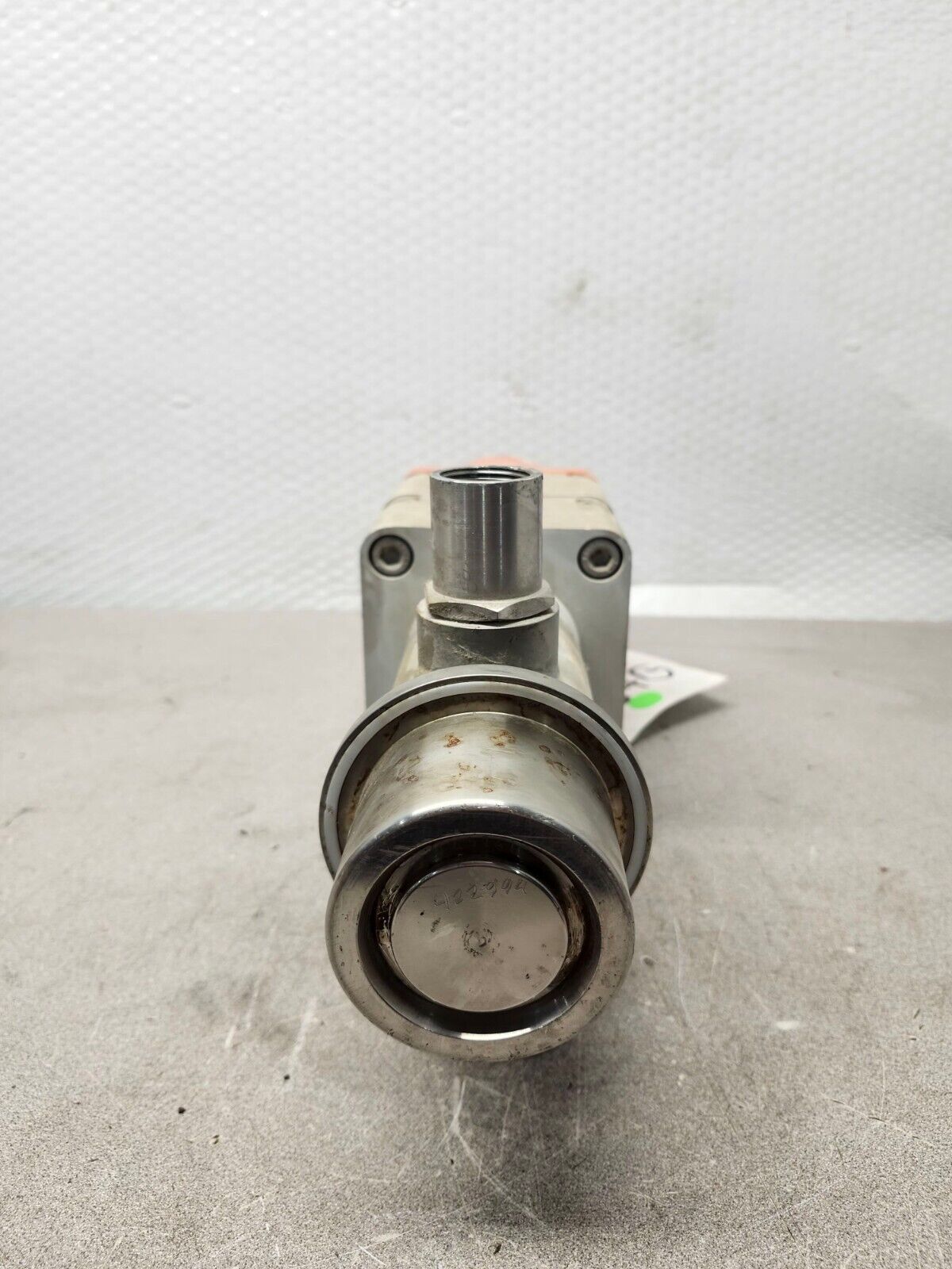 USED METSO NOVE H ASSEMBLY WITH FESTO Compact Cylinder AEVU-80-25-A-P-A