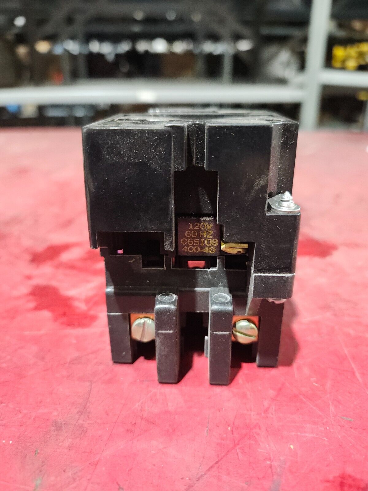 NEW IN BOX SQUARE D Contactor 1120V 60HZ CLASS 8910 TYPE HO-2