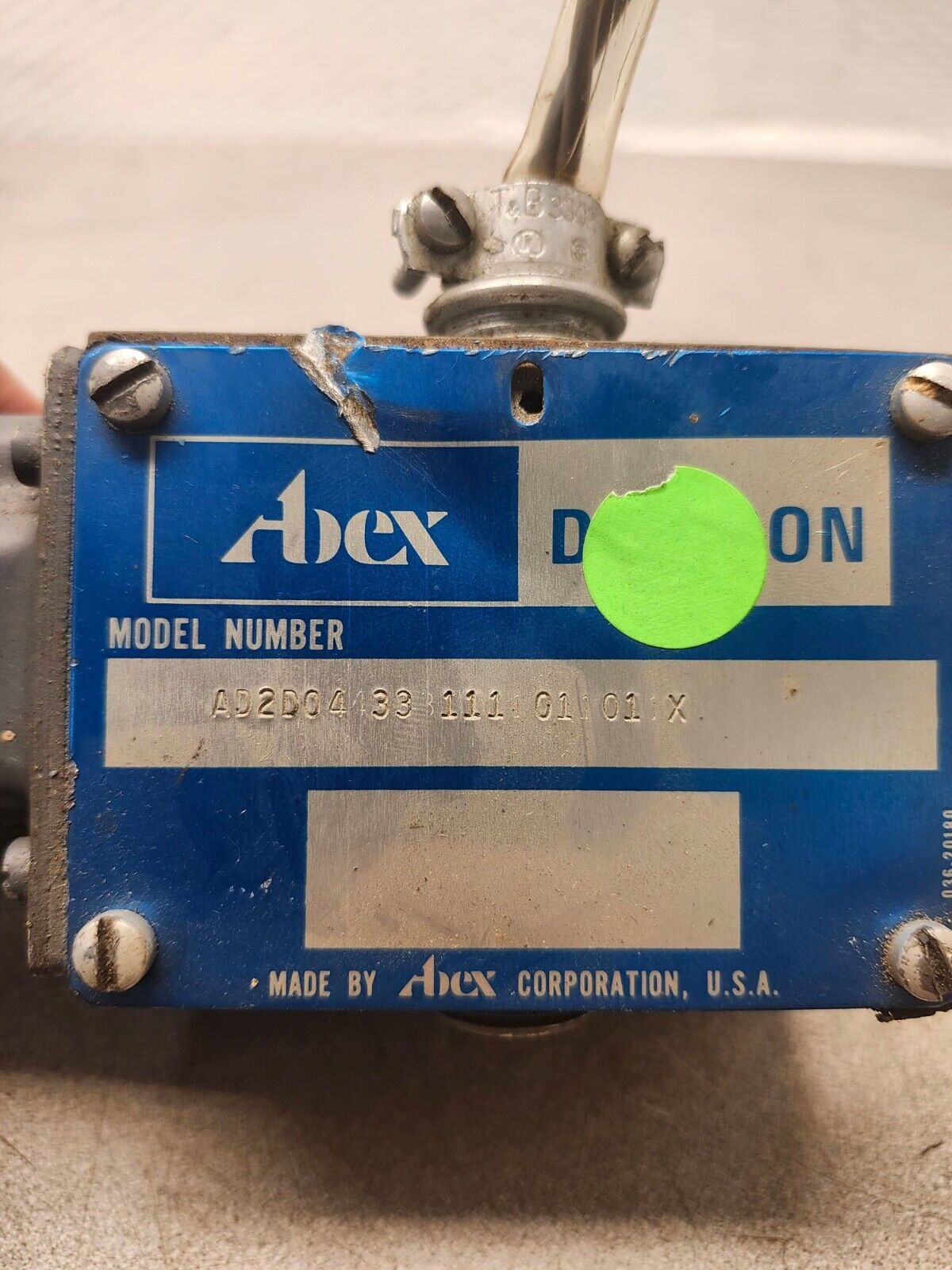 USED ABEX DENNISON SERIES D2D04 SINGLE SOLENOID VALVE 1/4" AD2D04331110101X