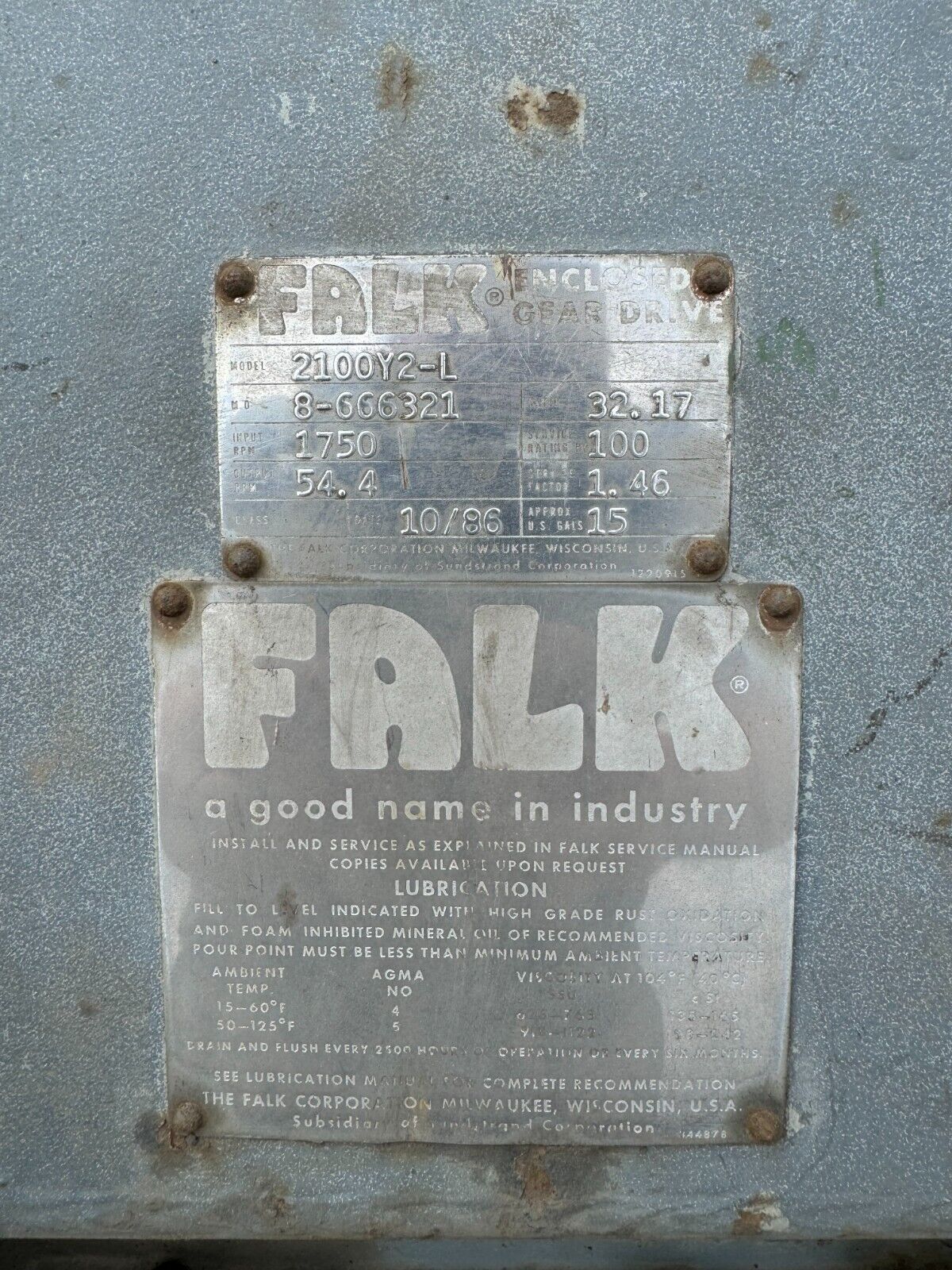 USED FALK ENCLOSED GEAR DRIVE SPEED REDUCER 32.17 RATIO 2100Y2-L