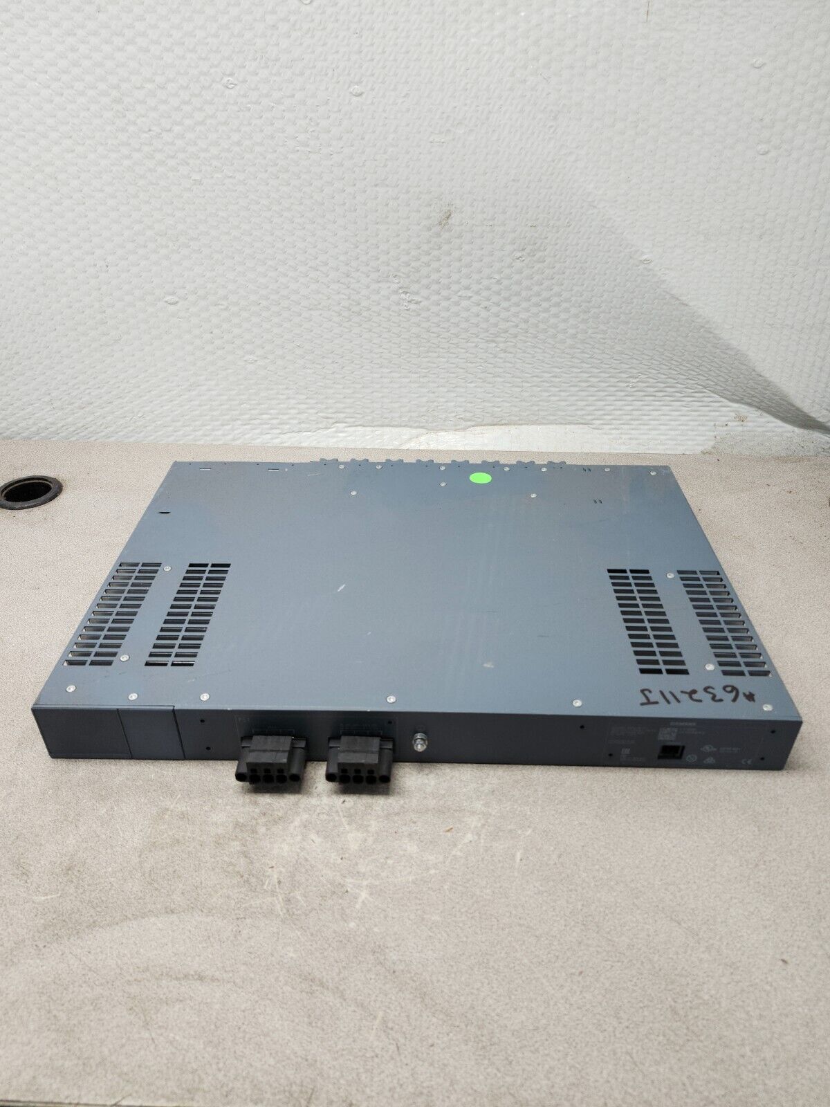 USED SIEMENS SCALANCE XR324-4M EEC