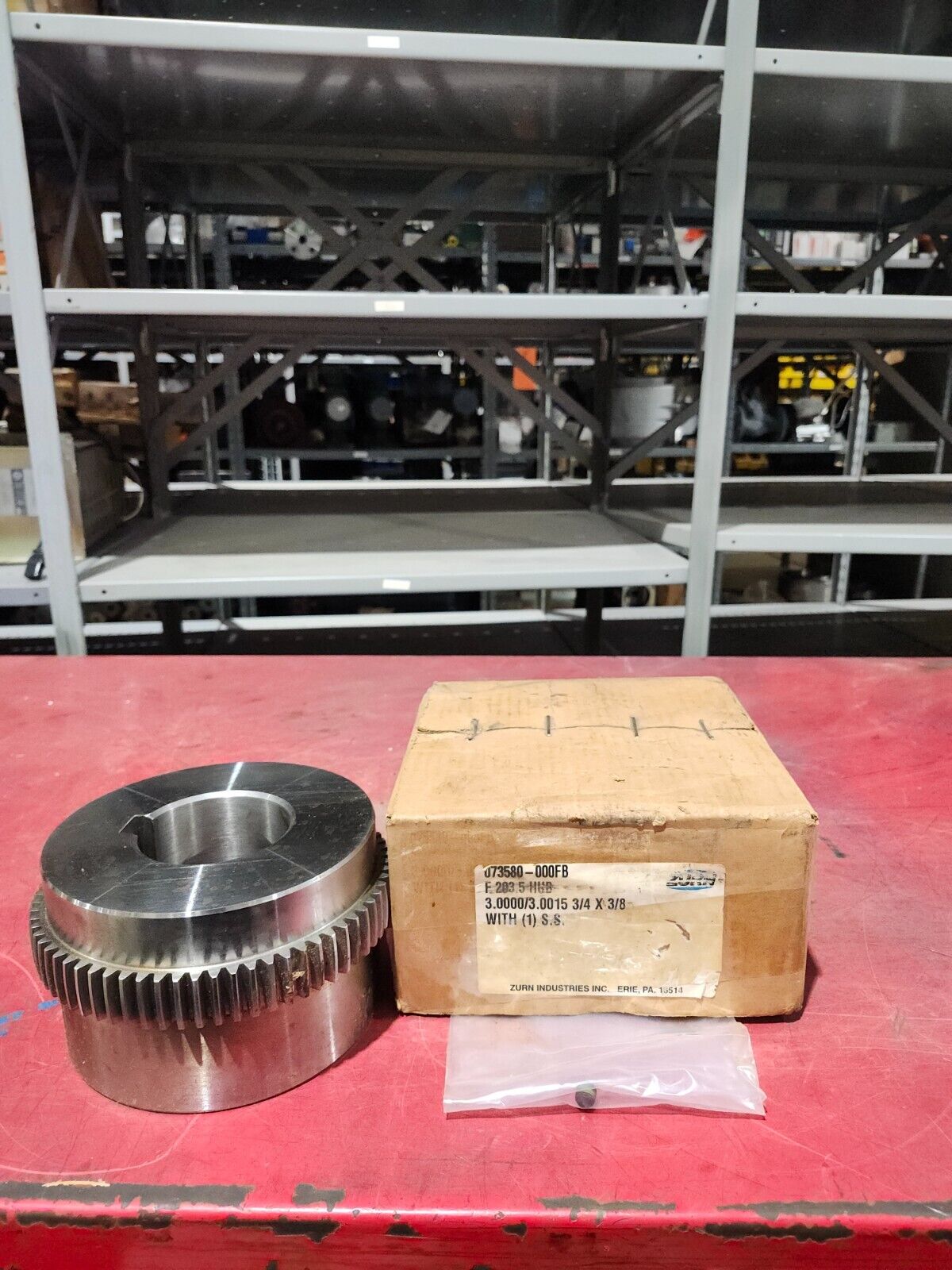 NEW IN BOX ZURN ROUGH BORE  073580-00FB F 203.5 HUB