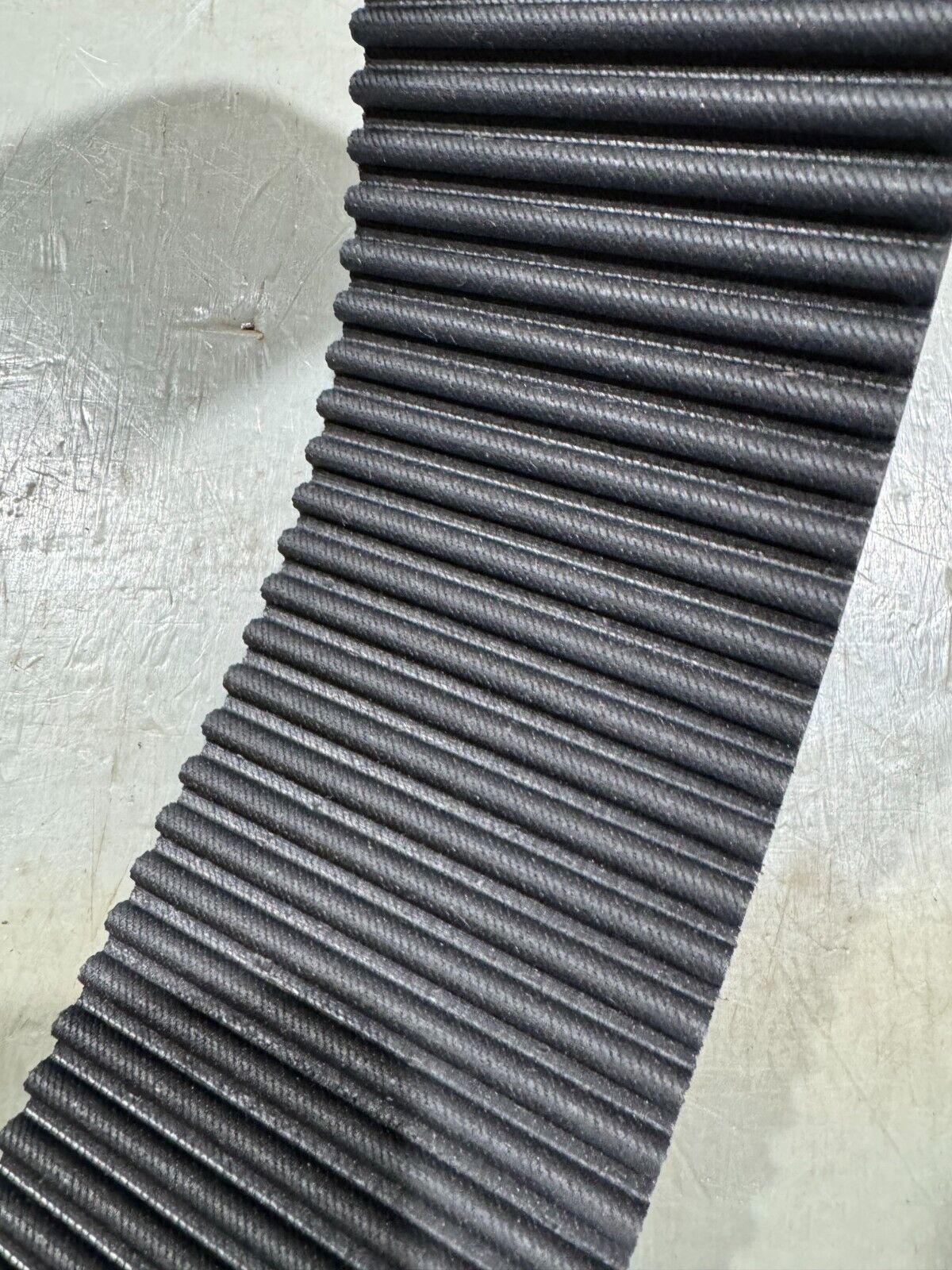 FACTORY NEW GOODYEAR SYNCRONOUS SYNC HTD TIMING BELT 1480-8M-85
