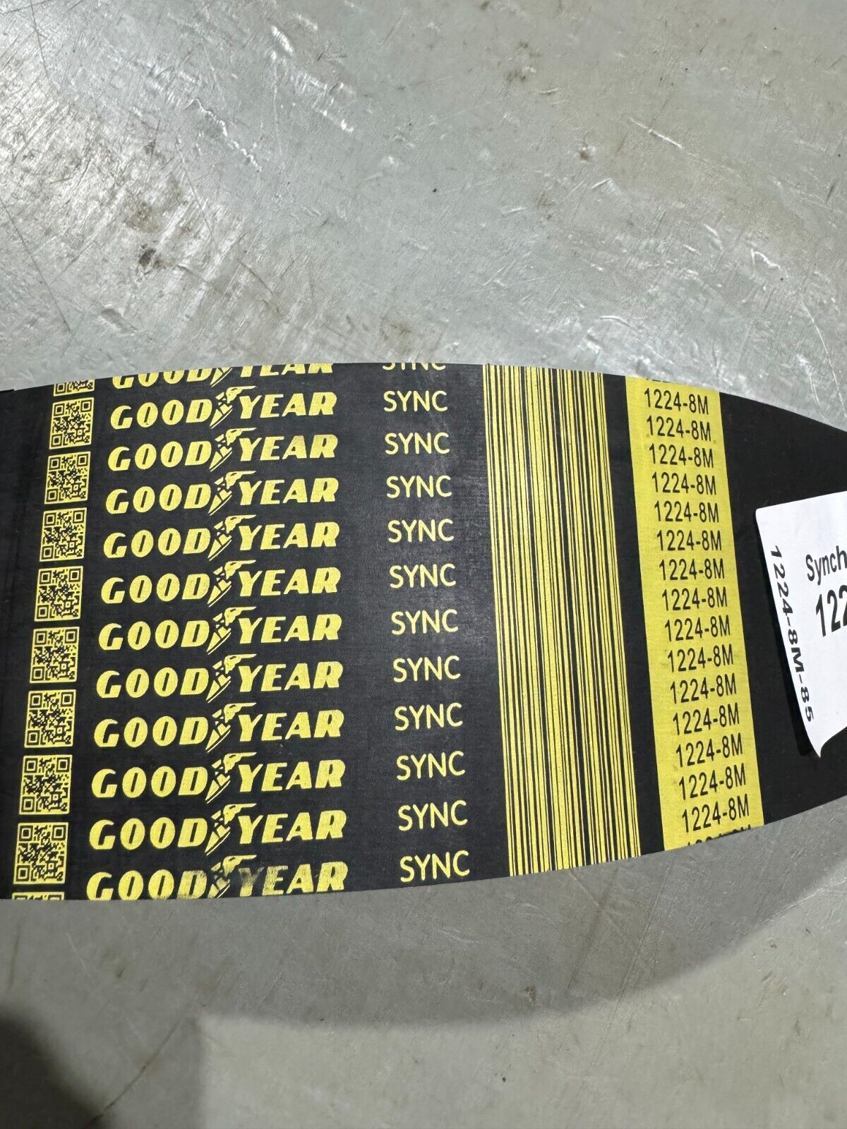 FACTORY NEW GOODYEAR SYNCHRONOUS Sync RPP TIMING BELT 1224-8M-85