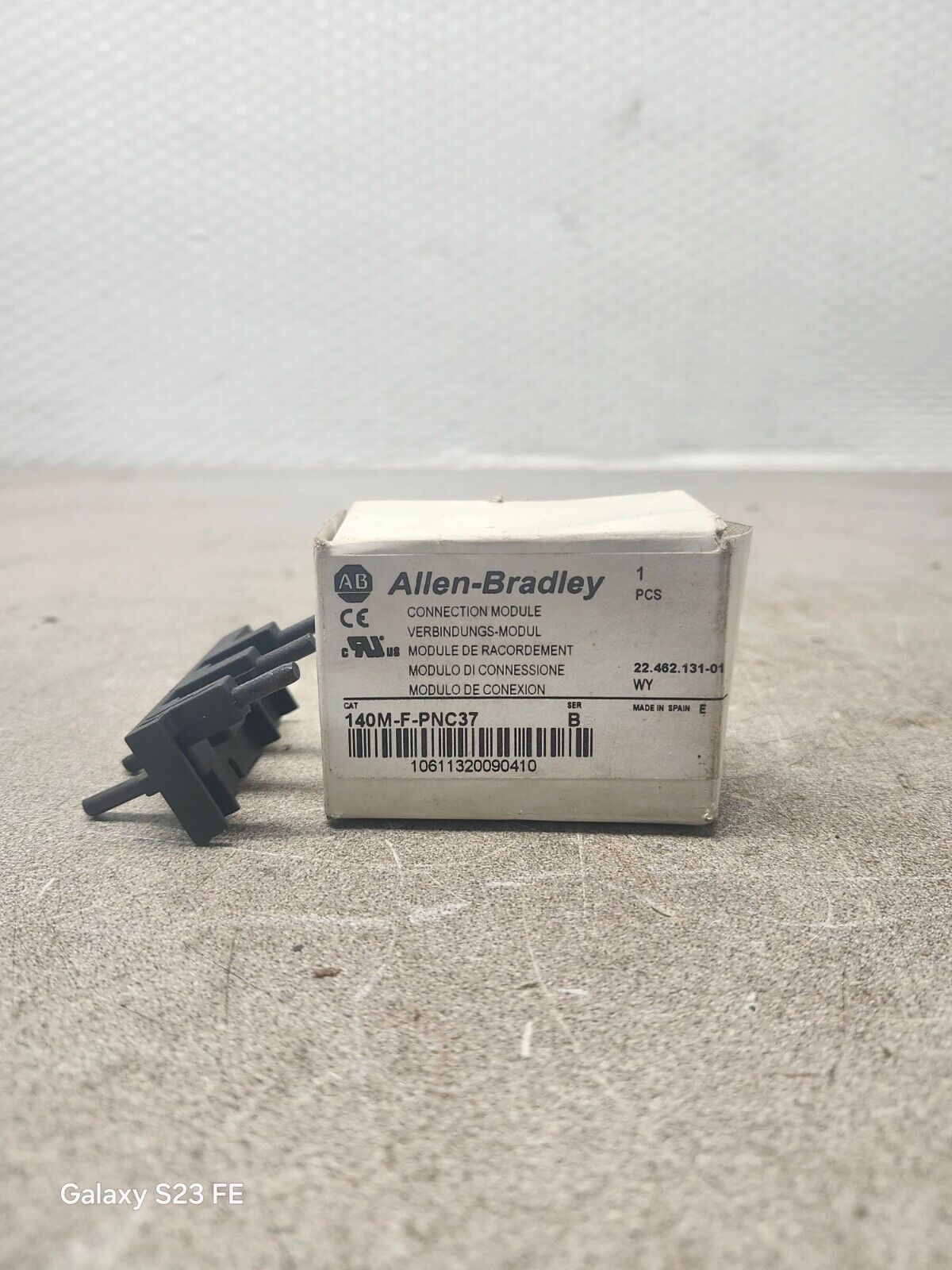 NEW WITH BOX Allen-Bradley Connection Module 140M-F-PNC37