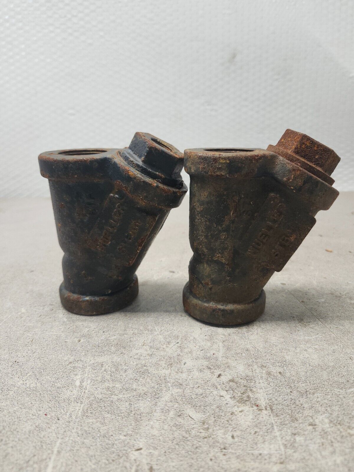 USED LOT OF 2 MUELLER STEAM VALVE 1'' 1.0-11M-01