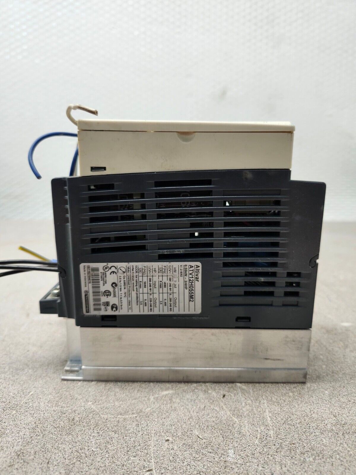 USED SCHNEIDER INVERTER ATV12H055M2