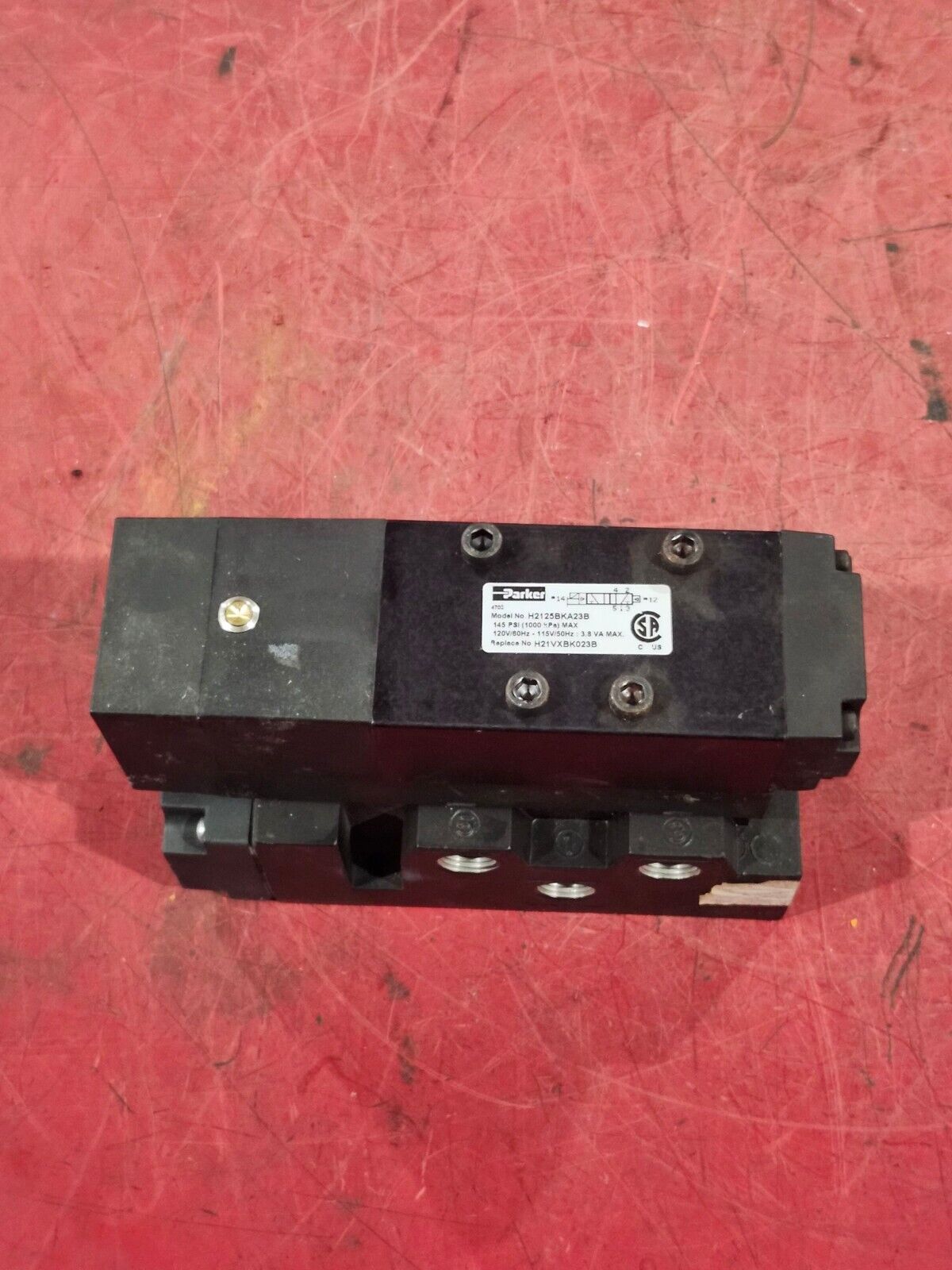 NEW NO BOX PARKER SOLENOID VALVE H2125BKA23B