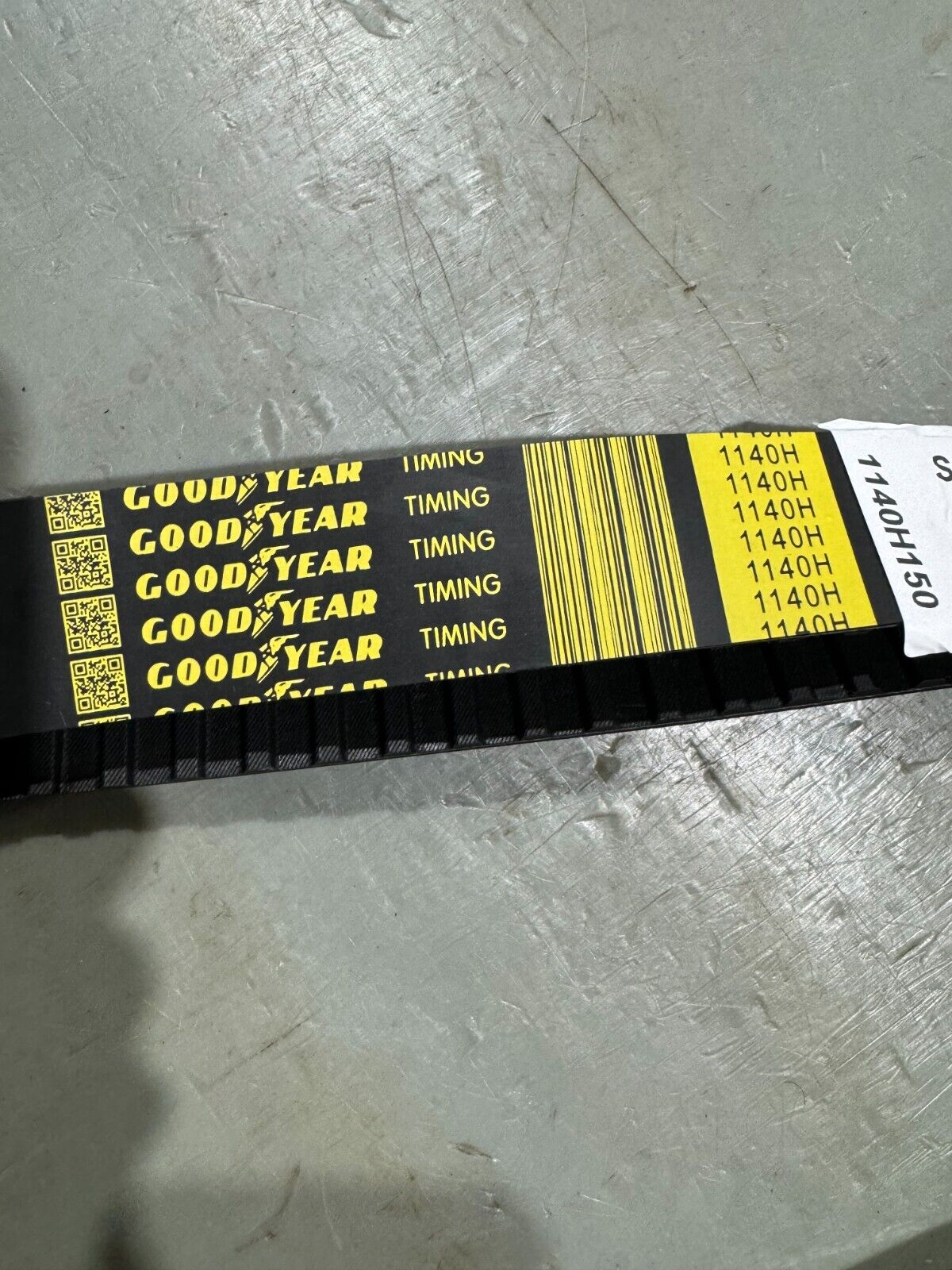 FACTORY NEW GOODYEAR SYNCHRONOUS Trapezoidal TIMING BELT 1140H150