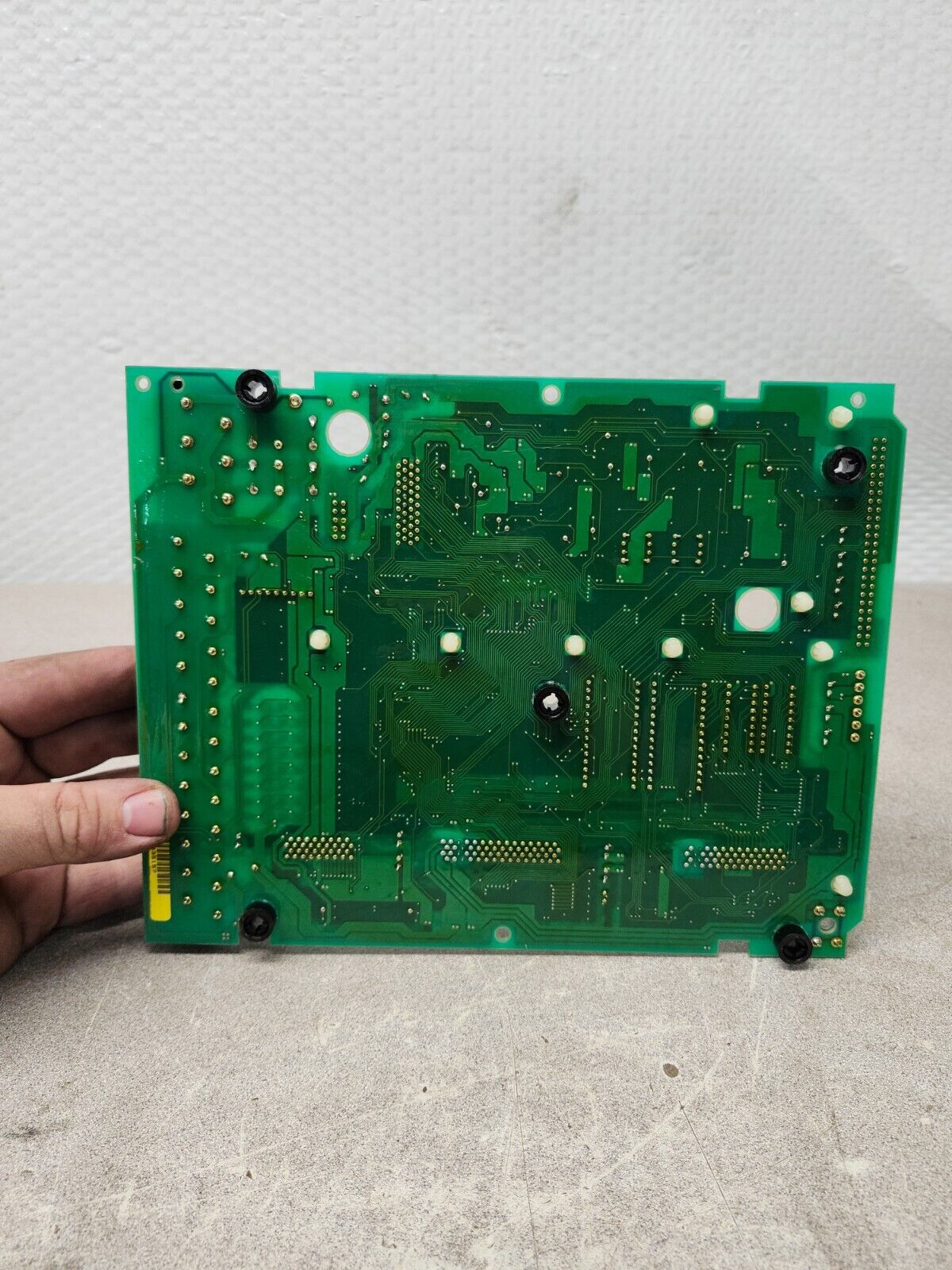 USED YASKAWA CIRCUIT BOARD YPHT11012-1A