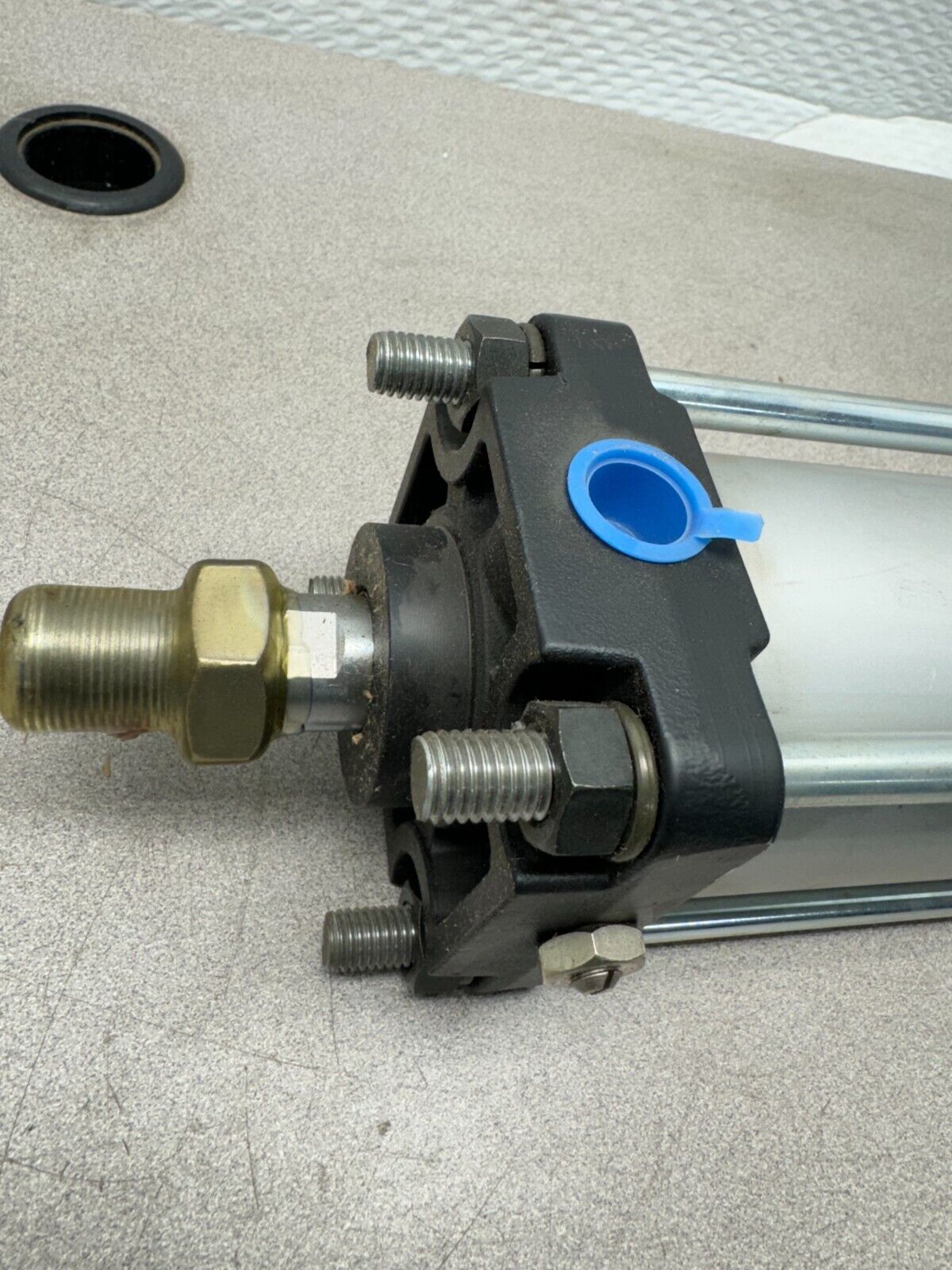 NEW NO BOX SMC PNEUMATIC CYLINDER CA1BN80-500