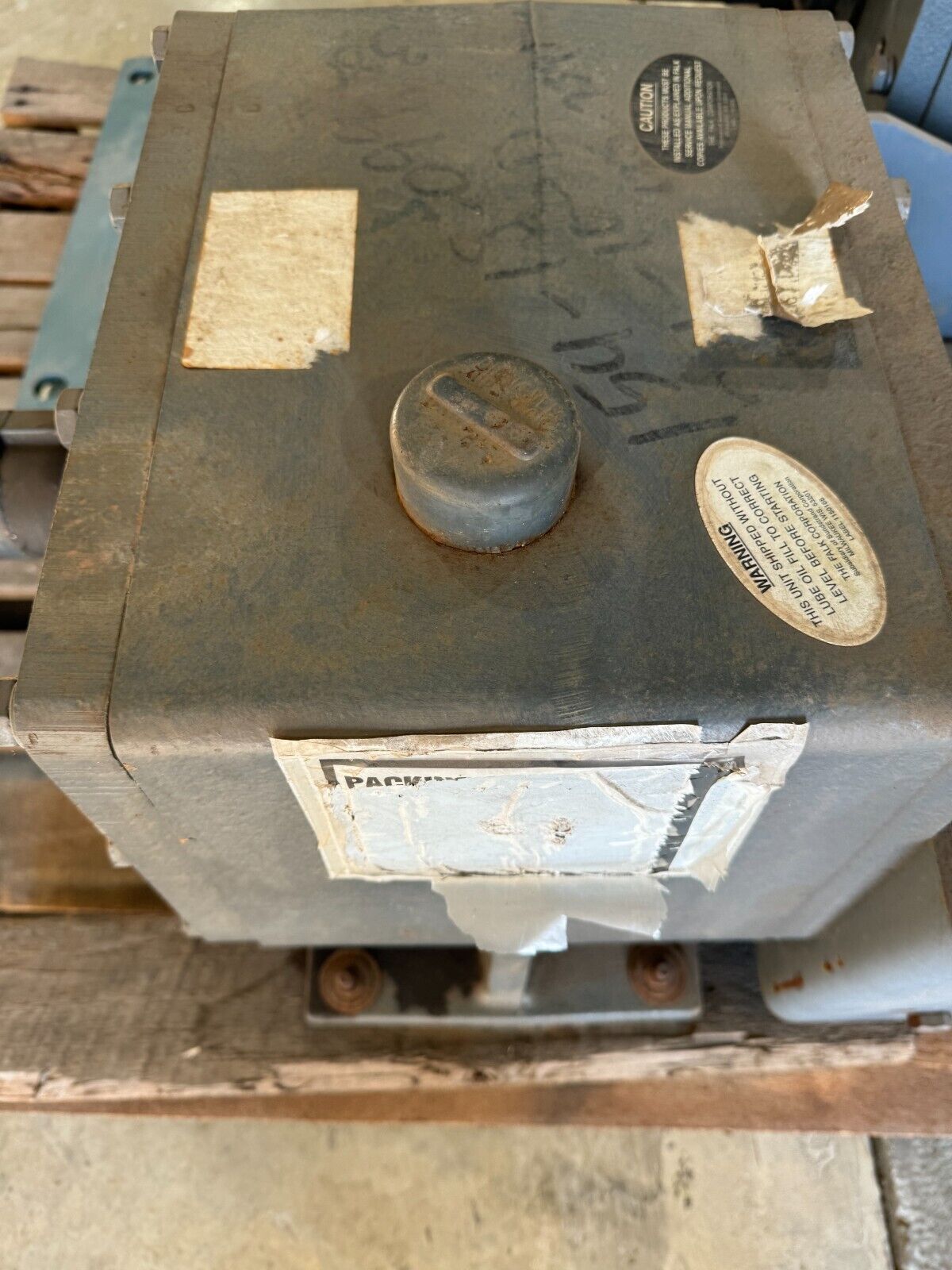 UNUSED SURPLUS FALK ULTRAMAX GEAR DRIVE SPEED REDUCER 84.70 RATIO RK2050F 3A