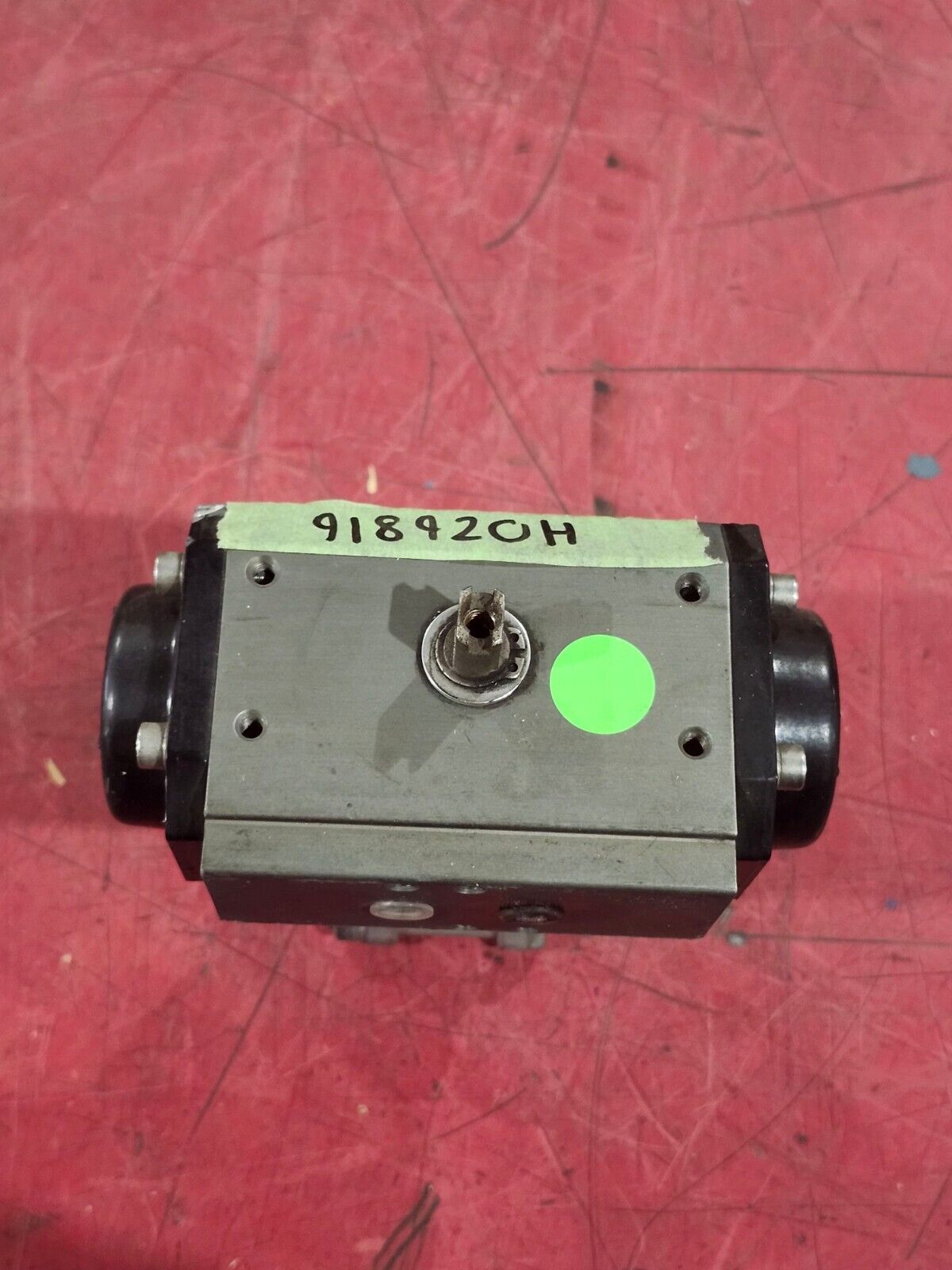 USED 1/4" VALVE WITH DURAIR ACTUATOR AP050 N