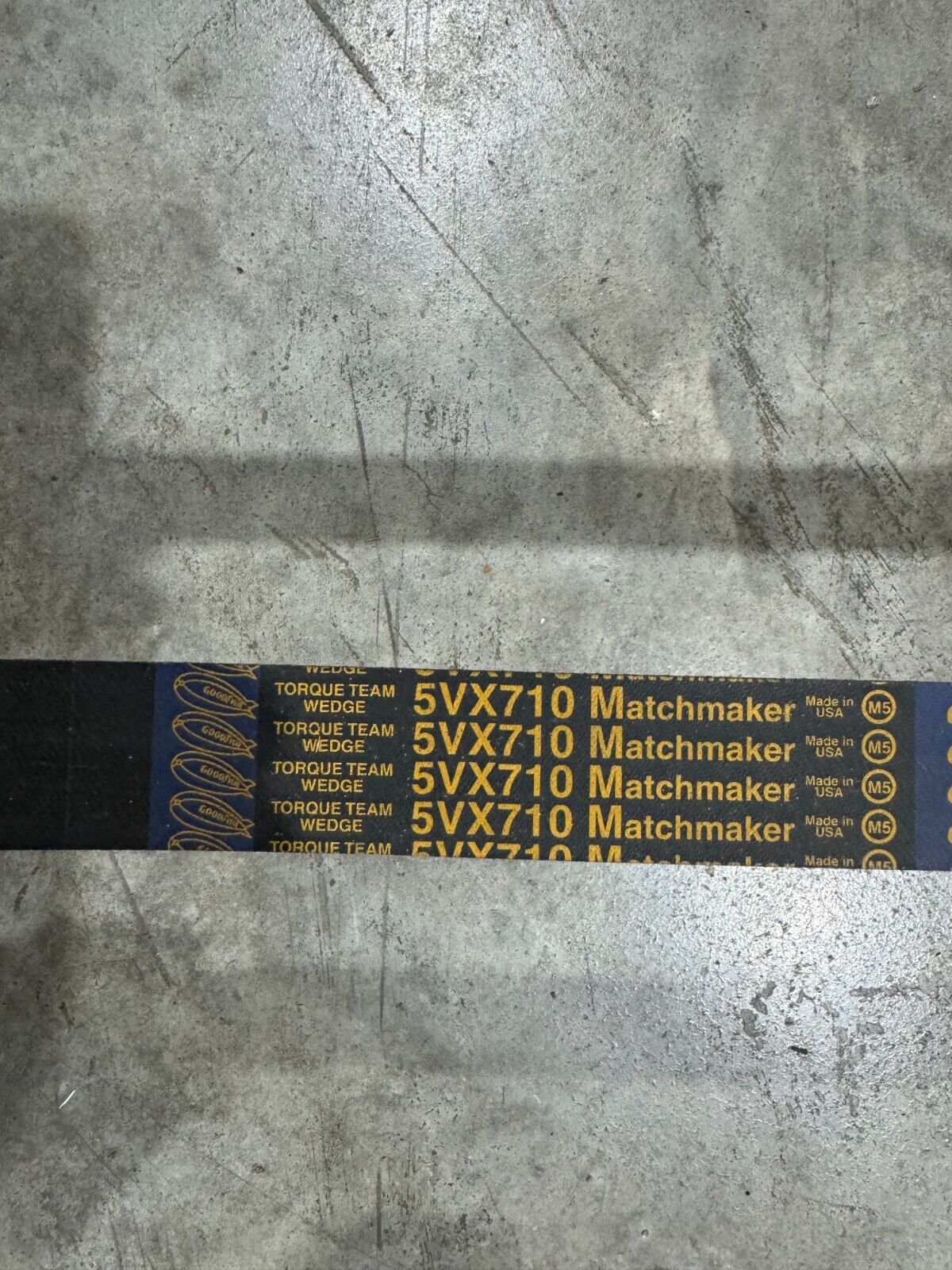 NEW SURPLUS GOODYEAR MATCHMAKER 2-BAND COGGED V-BELT 2/5VX710