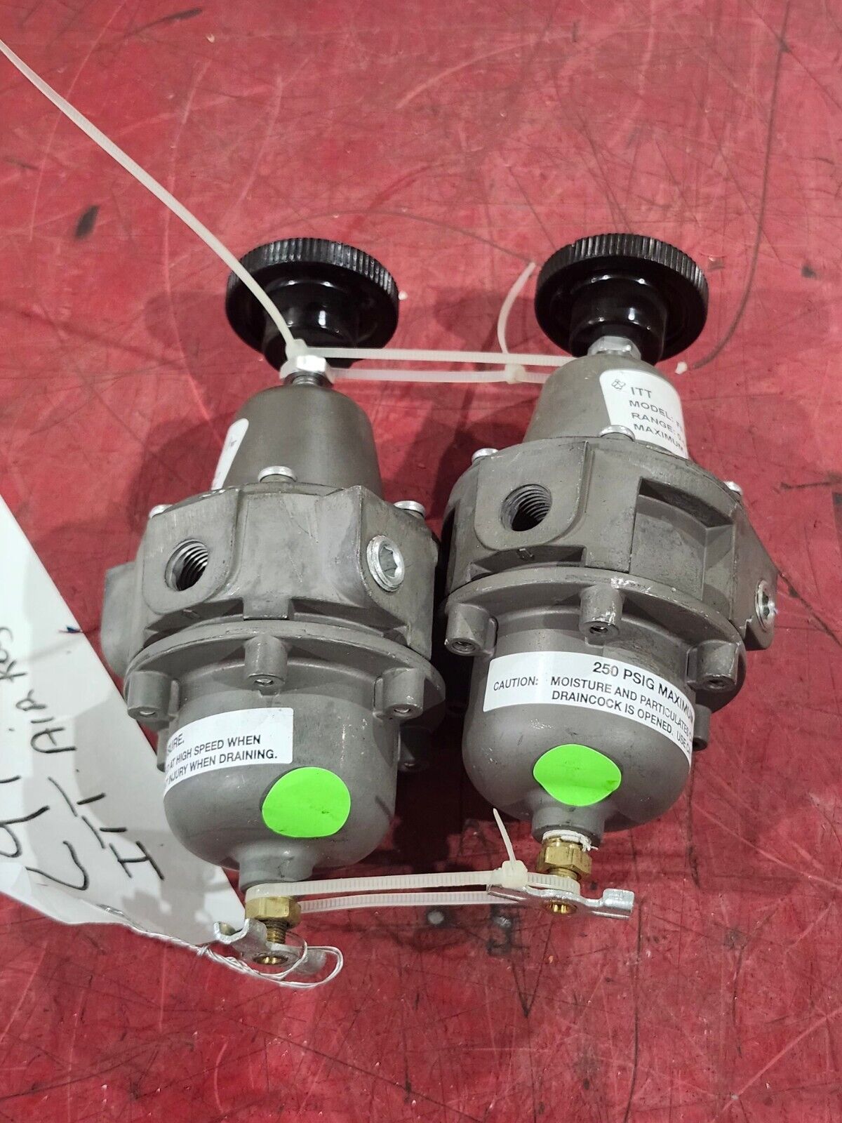 NEW CONOFLOW REGULATOR FR95XSHEX1F LOT OF TWO