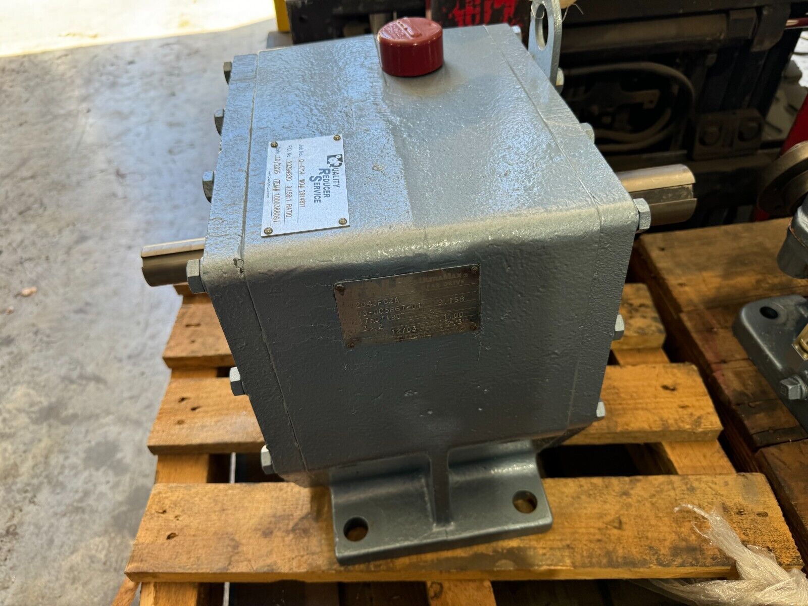 REBUILT FALK ULTRAMAX ENCLOSED GEAR DRIVE SPEED REDUCER 9.158 RATIO 2040FC2A