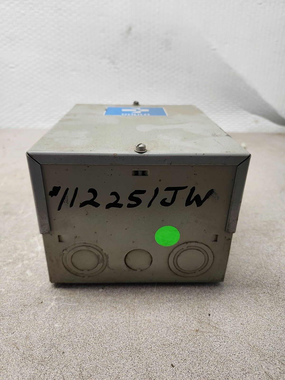 NEW GOULD WESTMINSTER CONTACTOR 30A COIL VOLTAGE 110-120V enclosure 2200 EB230AA