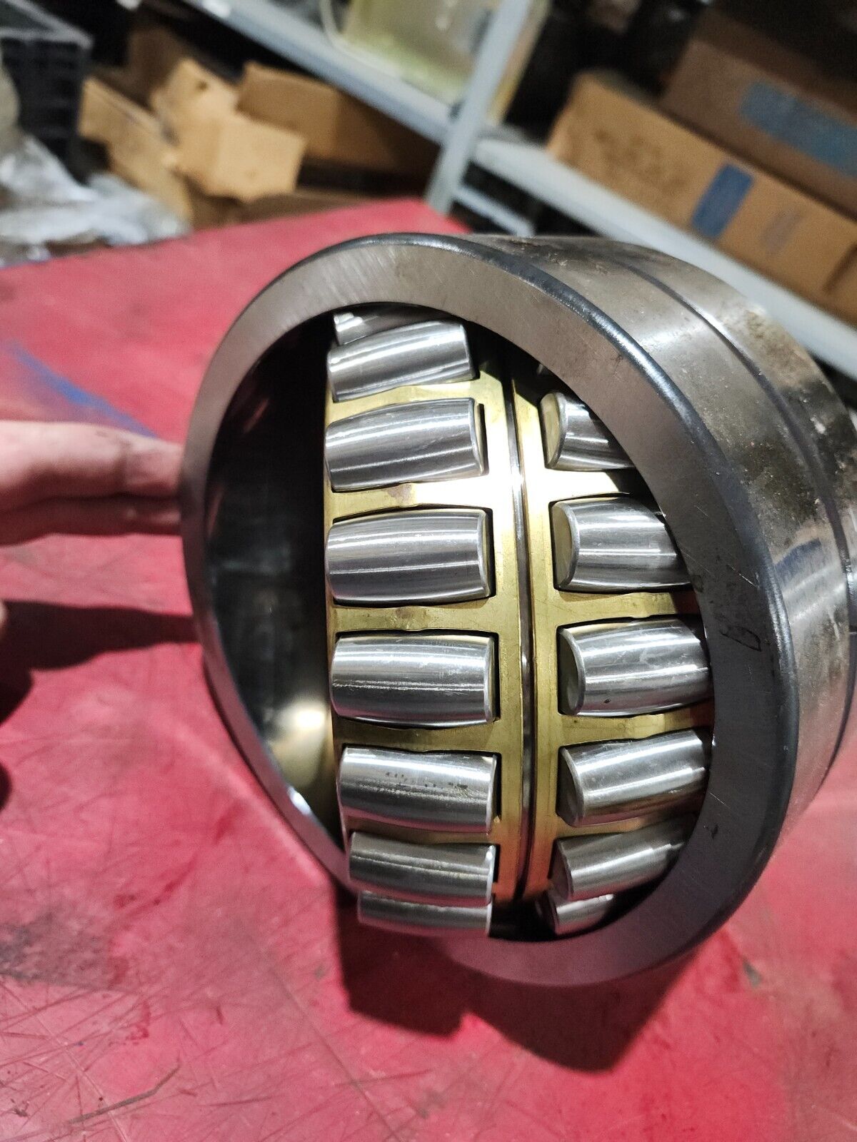 NEW NO BOX FAG SPHERICAL ROLLER BEARING 24124S