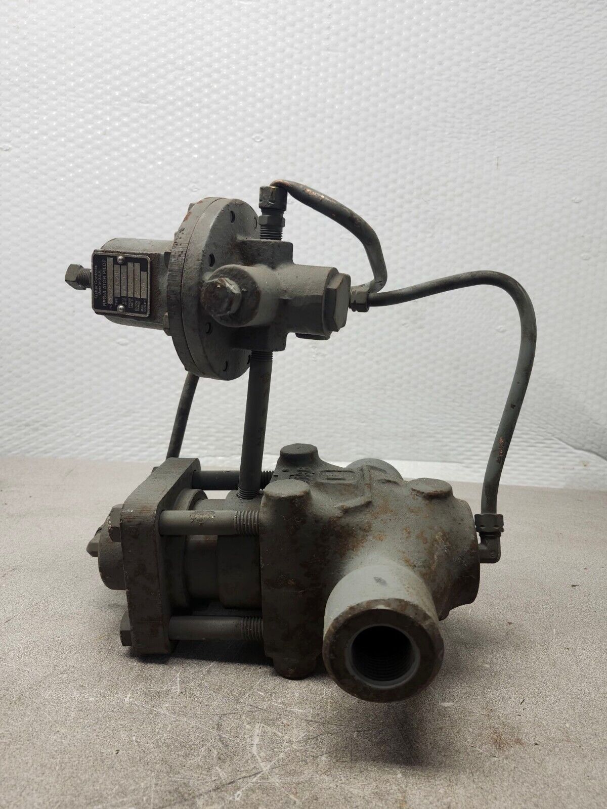 USED FISHER Type 92S Steam Pressure Regulator with Pilot 6492H-2