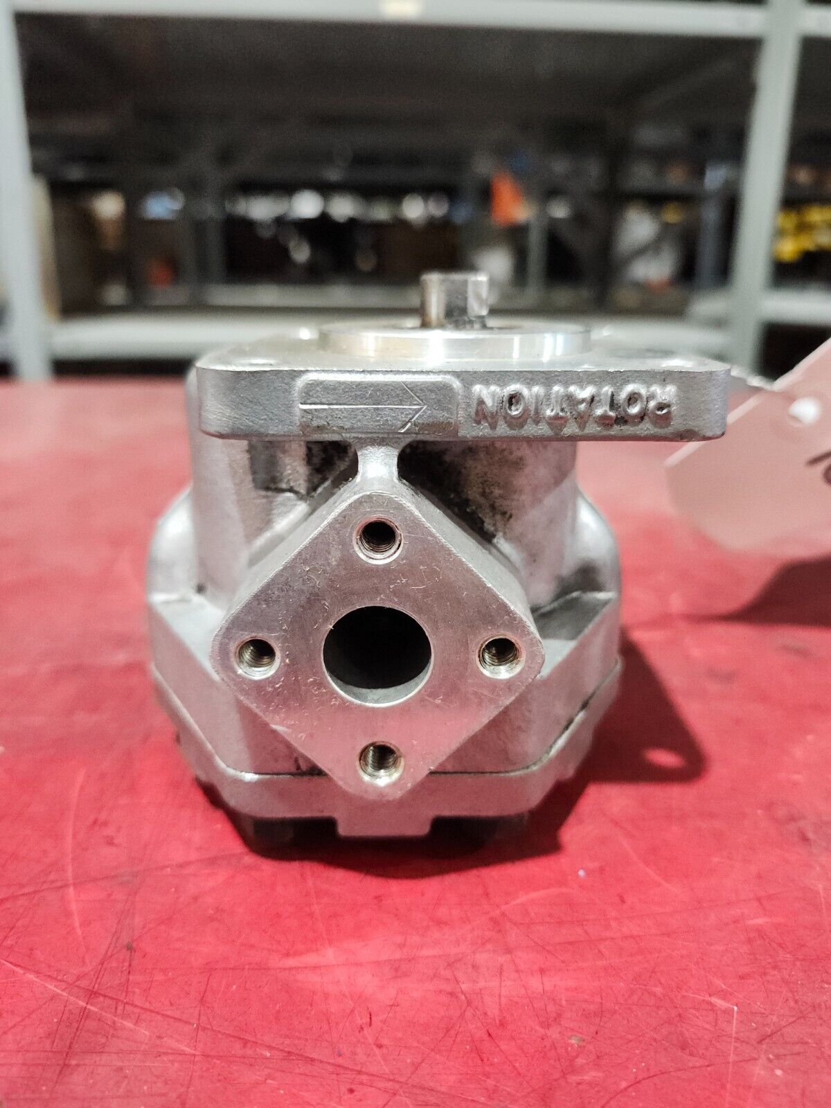 NEW NO BOX Aztec Hydraulic Pump for Nissan 69501-L4000