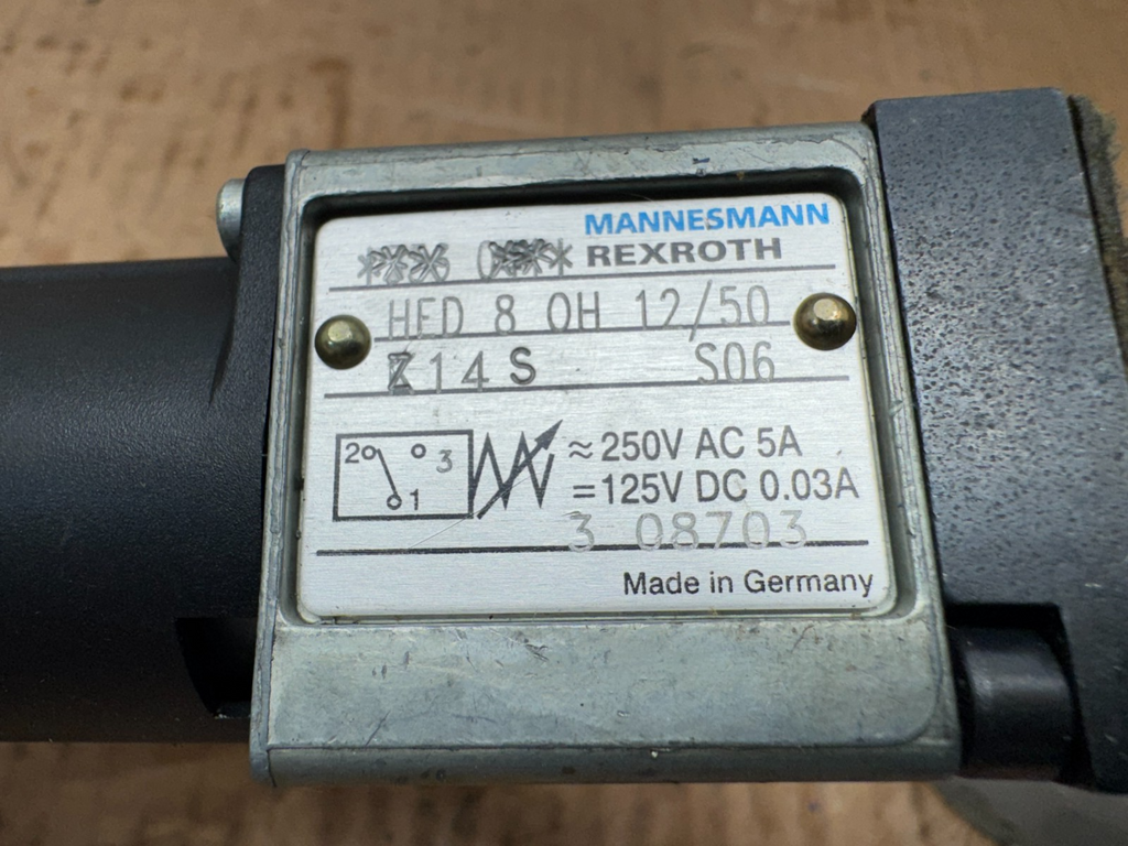 NEW REXROTH HYDRAULIC PRESSURE SWITCH HFD 8 OH 12/50 Z14S