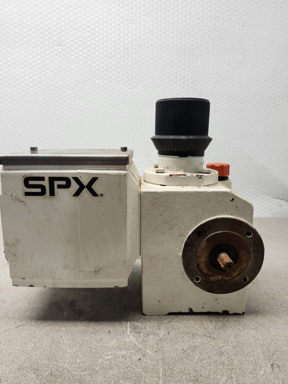 USED SPX BRAN + LUEBBE METERING PUMP GEAR P31.44:2