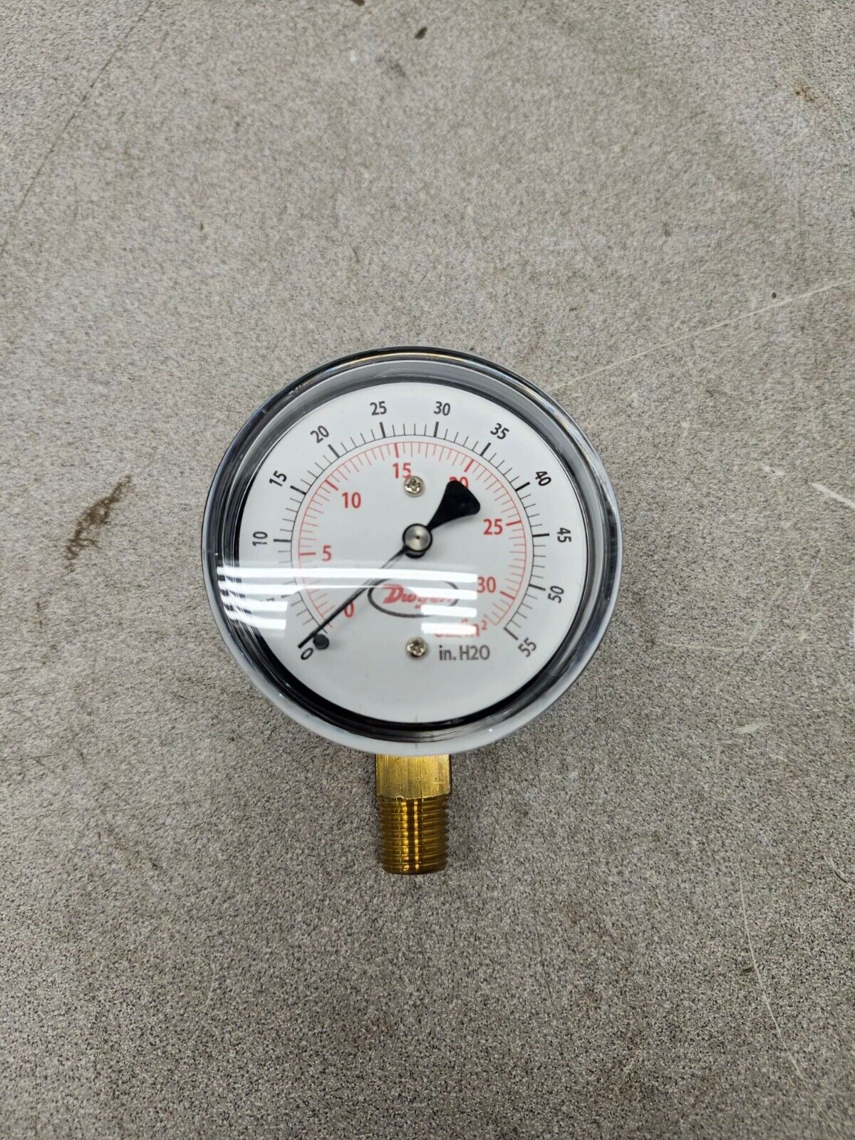 NEW IN BOX DWYER LOW PRESSURE GAGE DUAL RANGE 0-55" WC & 0-32 OZ 1/4 LPG3-D8422N