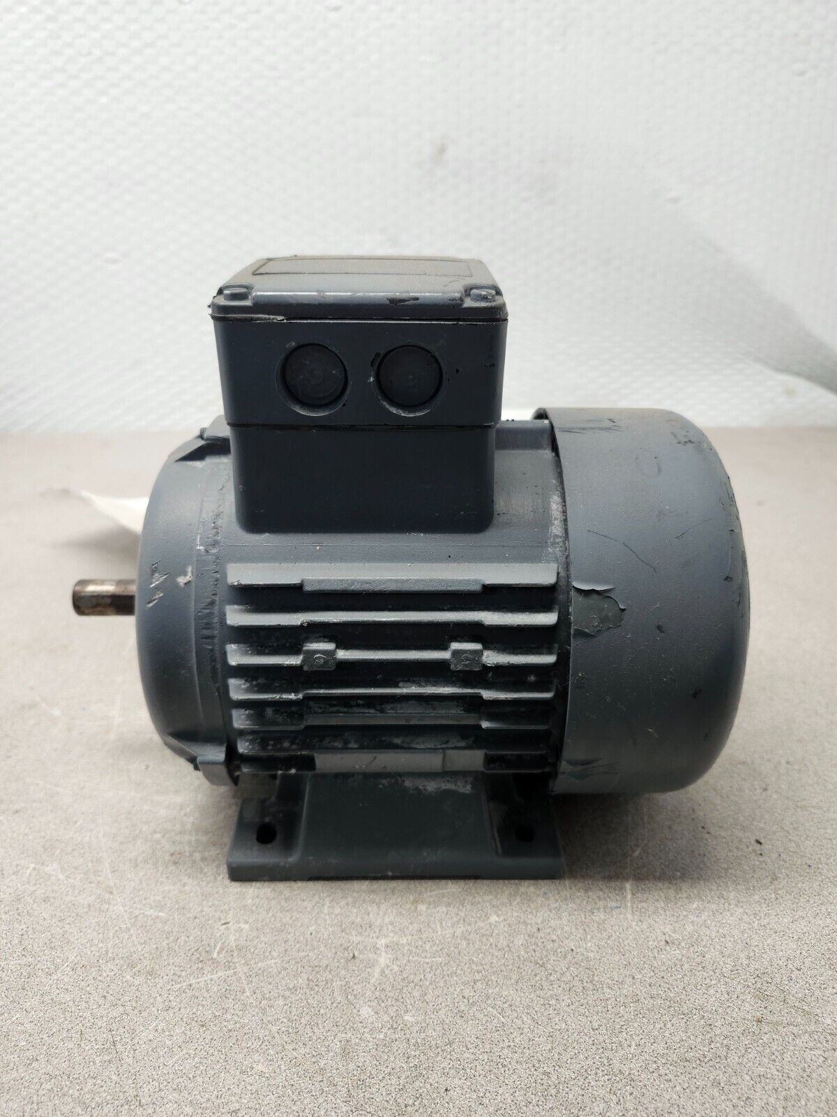 USED BAUMULLER NURNBERG MOTOR TYPE 3D 71-8 230/400V 50HZ 65755