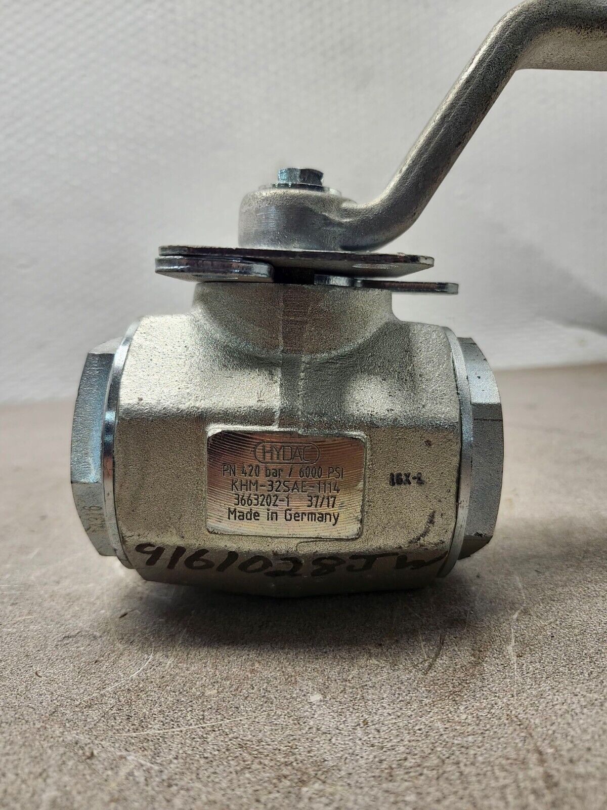 NEW NO BOX HYDAC BALL VALVE 6000 PSI KHM-32SAE-1114