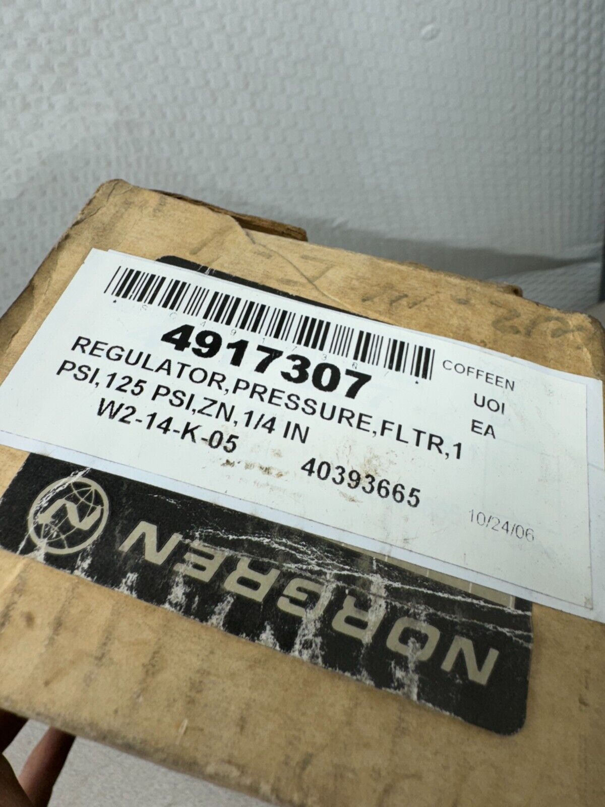 NEW IN BOX Norgren B12-297-M3LA Pneumatic Filter-regulator 1/4in Npt