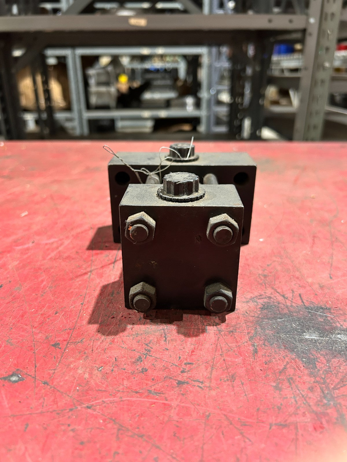 47714575