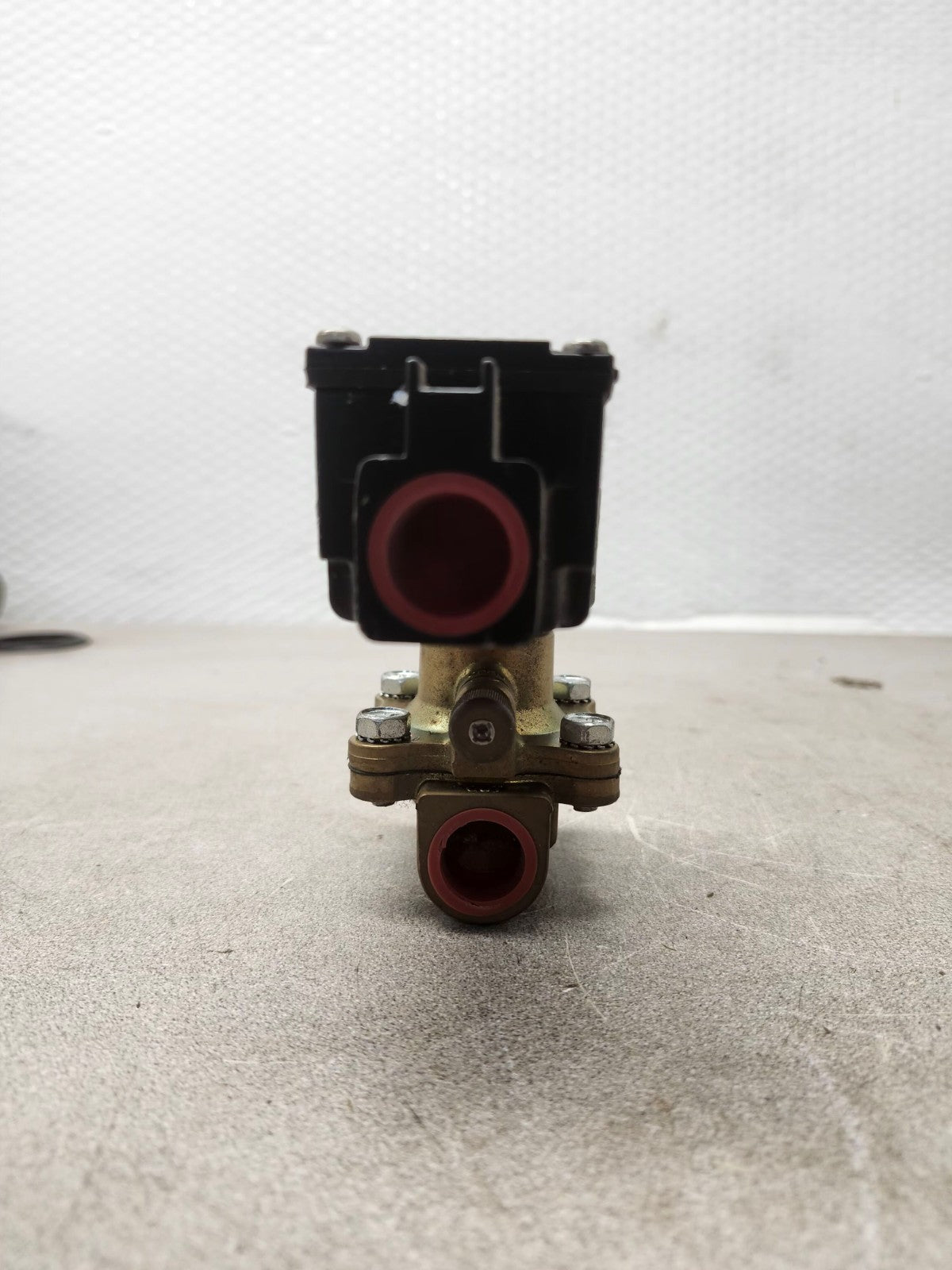 45180306