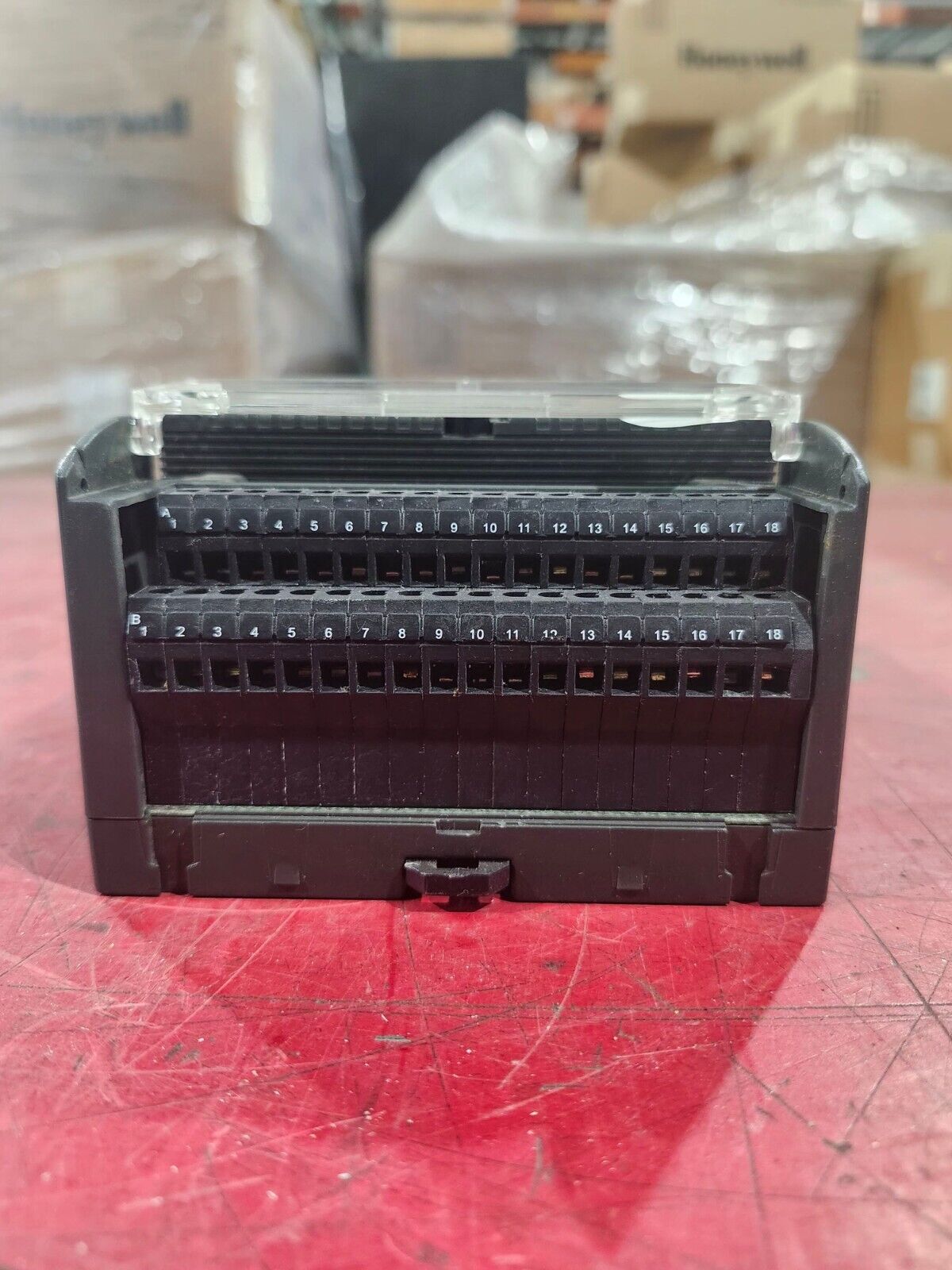 USED GE FANUC OUTPUT MODULE IC200MDL240B