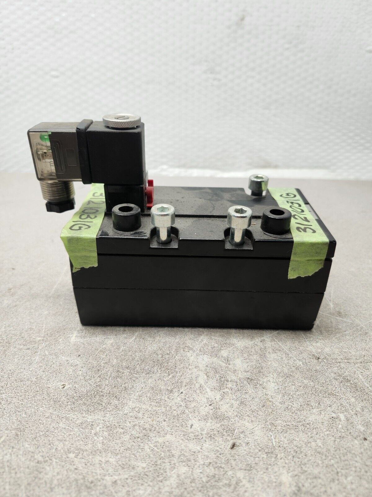 USED MECMAN Double Ended Solenoid Valve TYPE 1 581-41