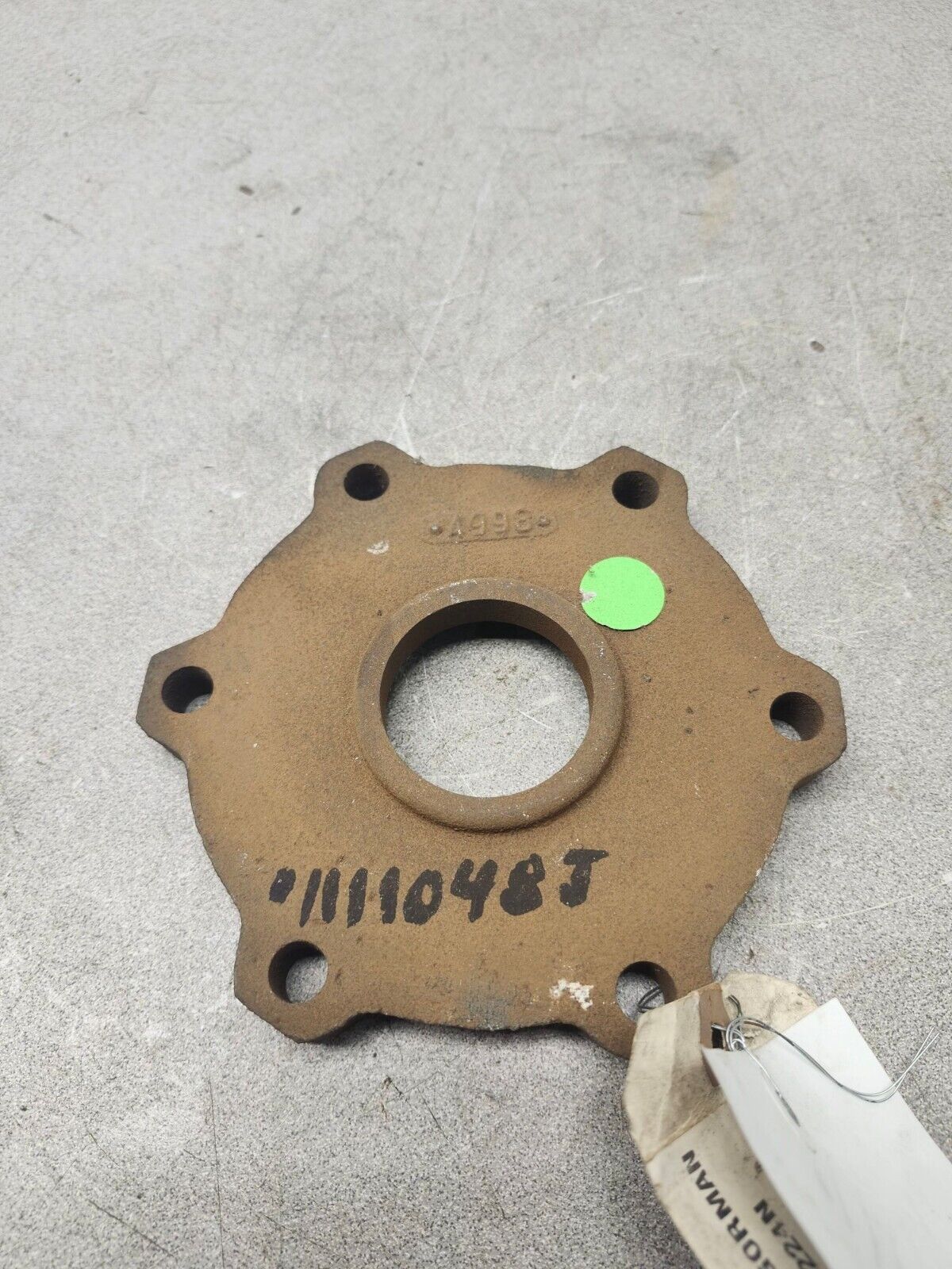 NEW NO BOX GORMAN RUPP BEARING CAP 4998