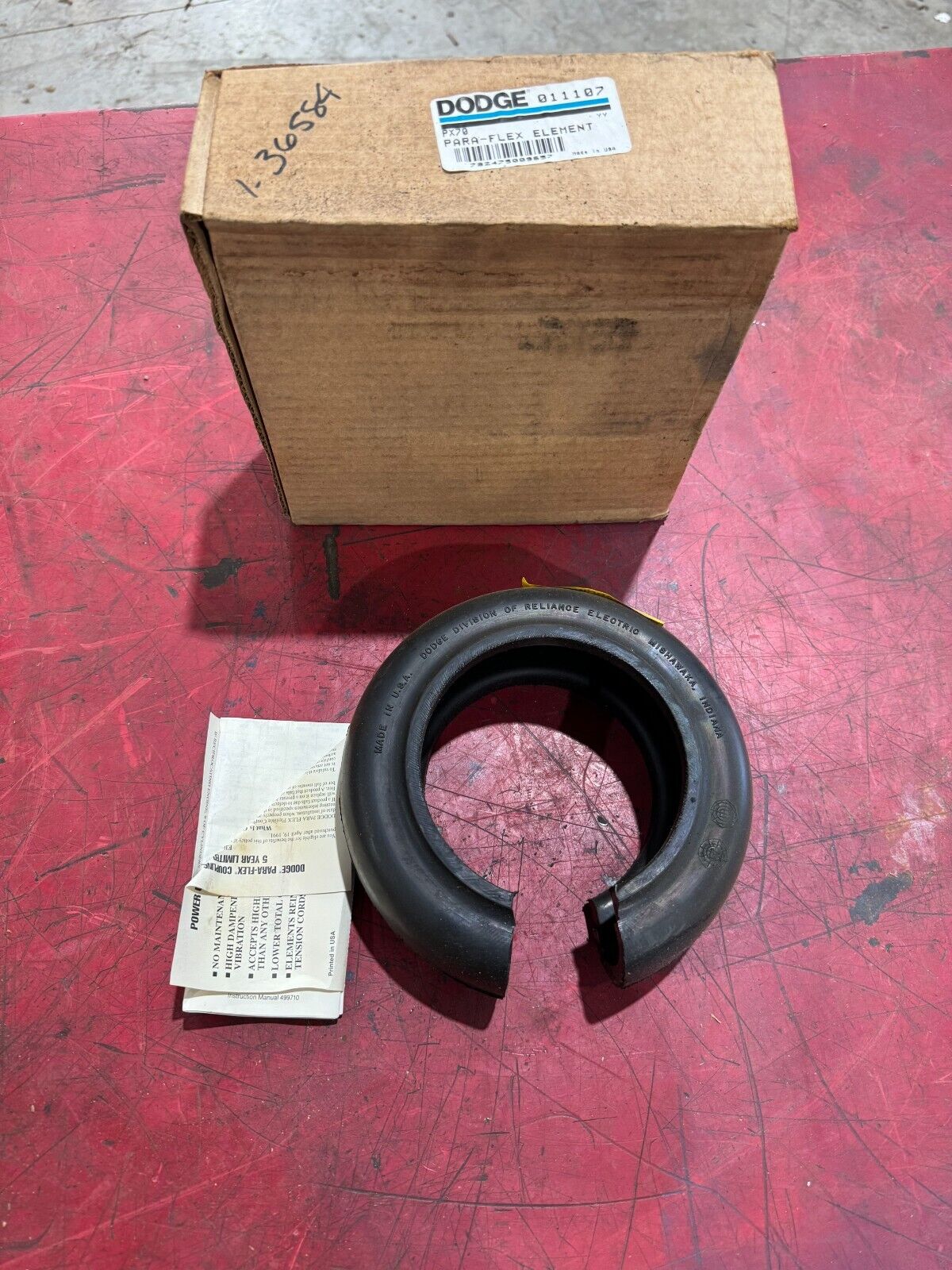 NEW IN BOX DODGE PARA-FLEX COUPLING ELEMENT PX70 011107