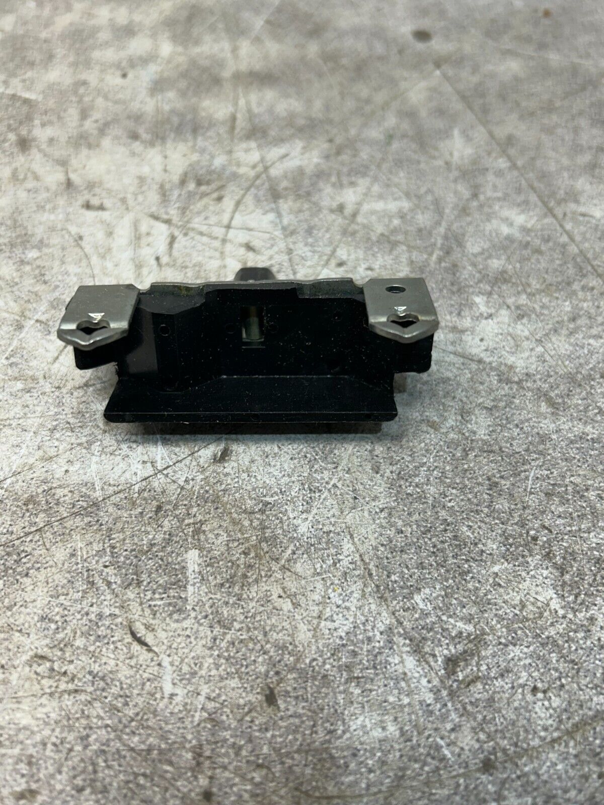 44040921