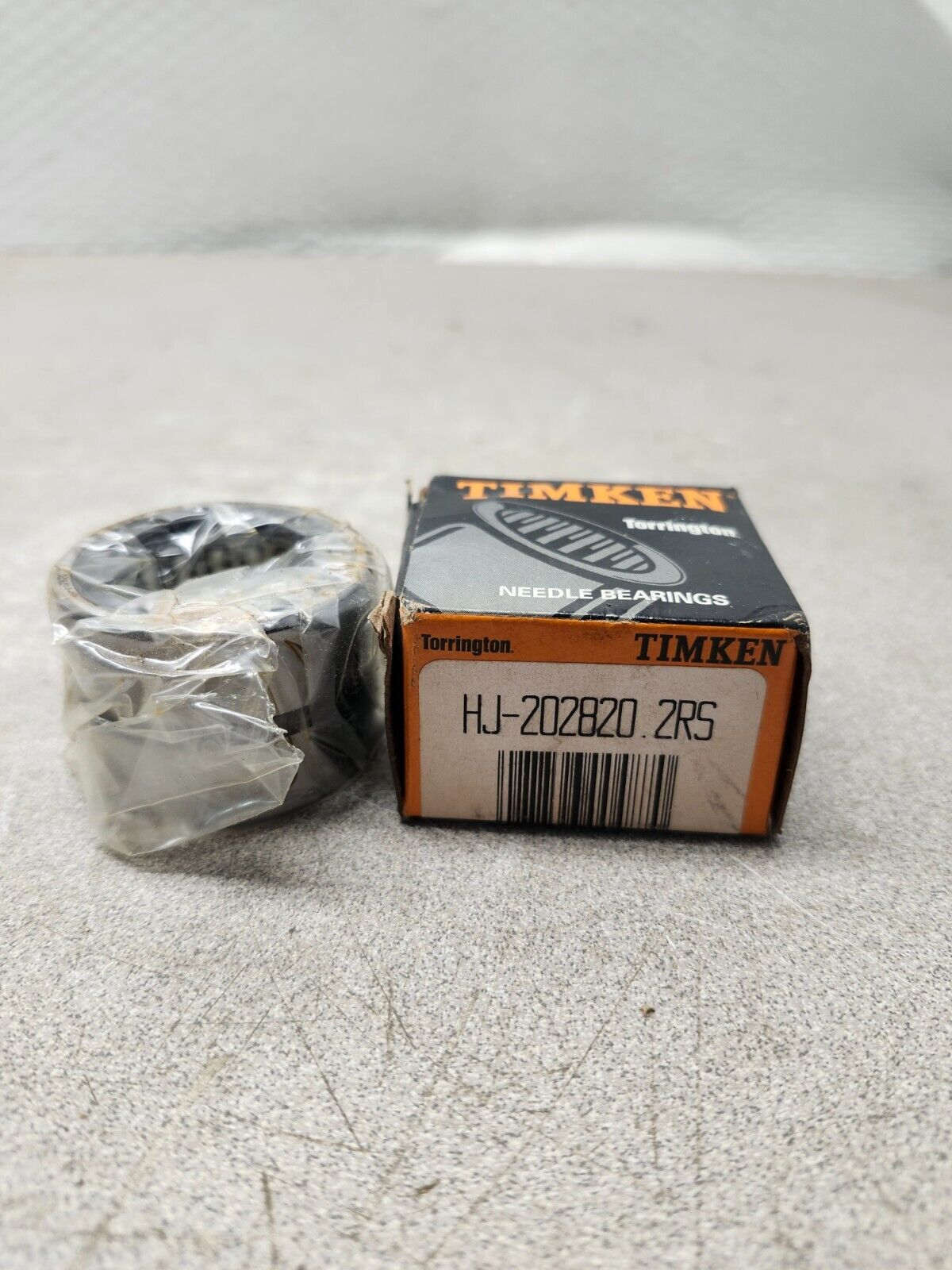 NEW IN BOX TIMKEN NEEDLE BEARING HJ-202820 2RS